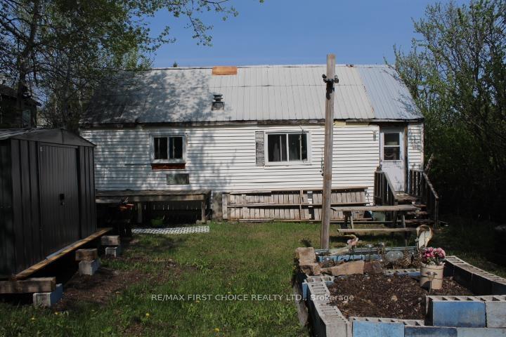Photo 2 of 150 First Street, Nipigon — HOMEH