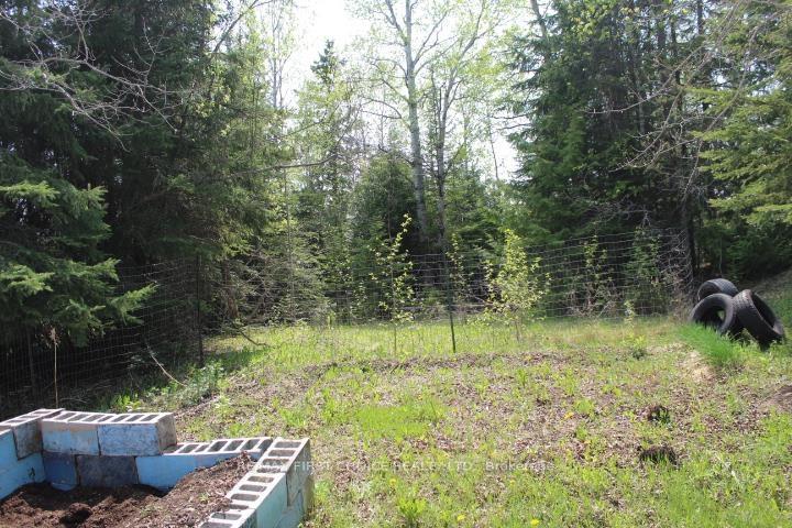 Photo 9 of 150 First Street, Nipigon — HOMEH