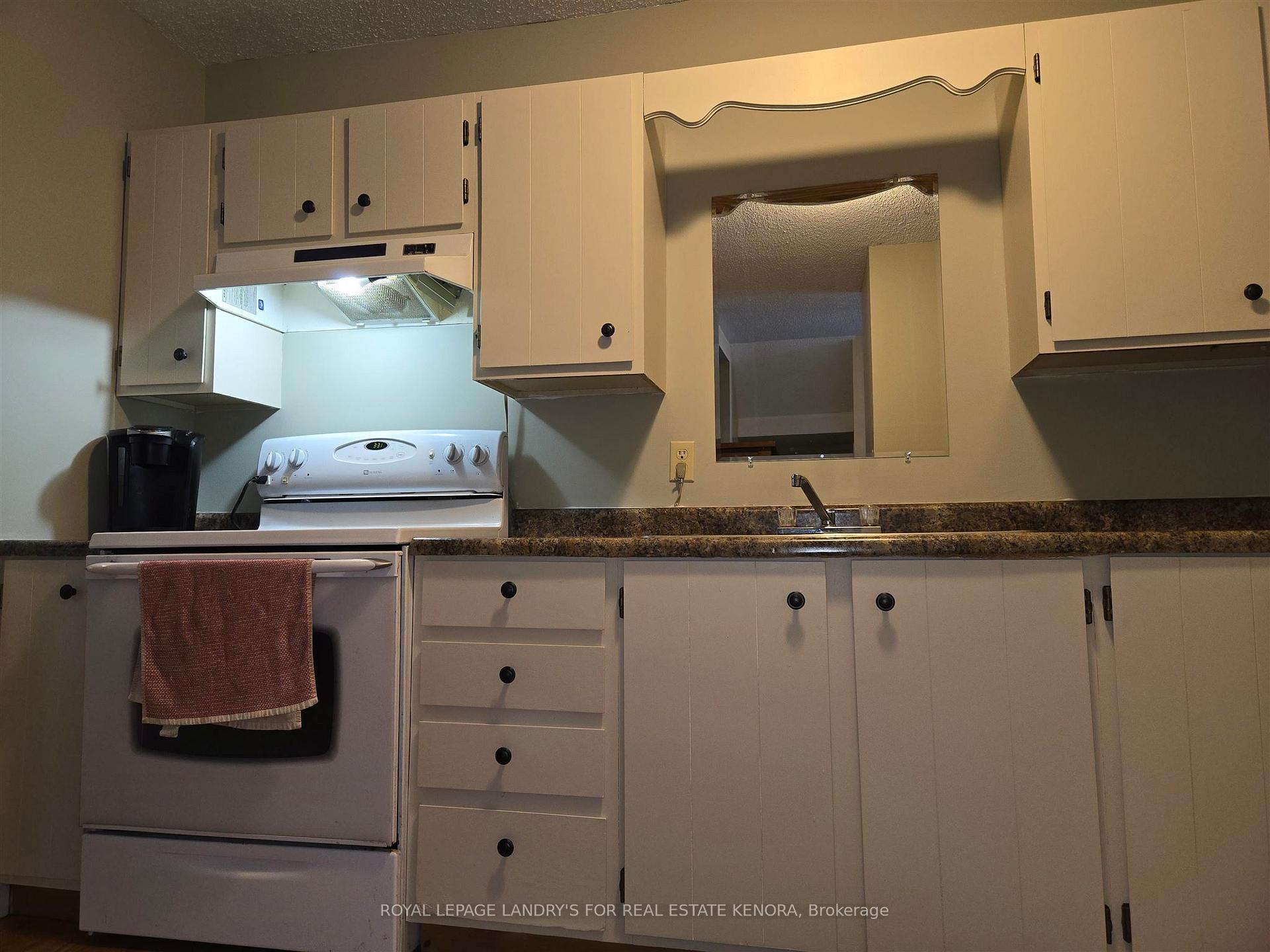 Photo 7 of 109 Mclean Avenue, Kenora, Keewatin — HOMEH