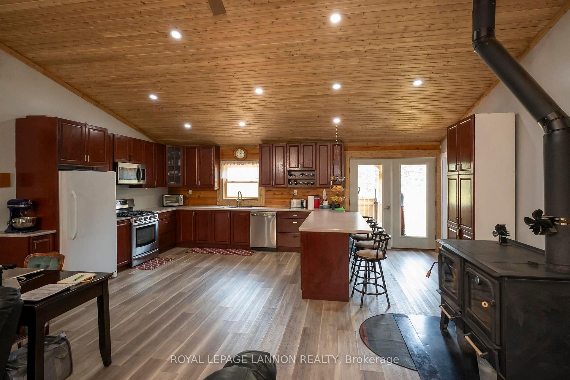 Photo 2 of 372 Ware Road N, Thunder Bay Remote Area, Ware — HOMEH