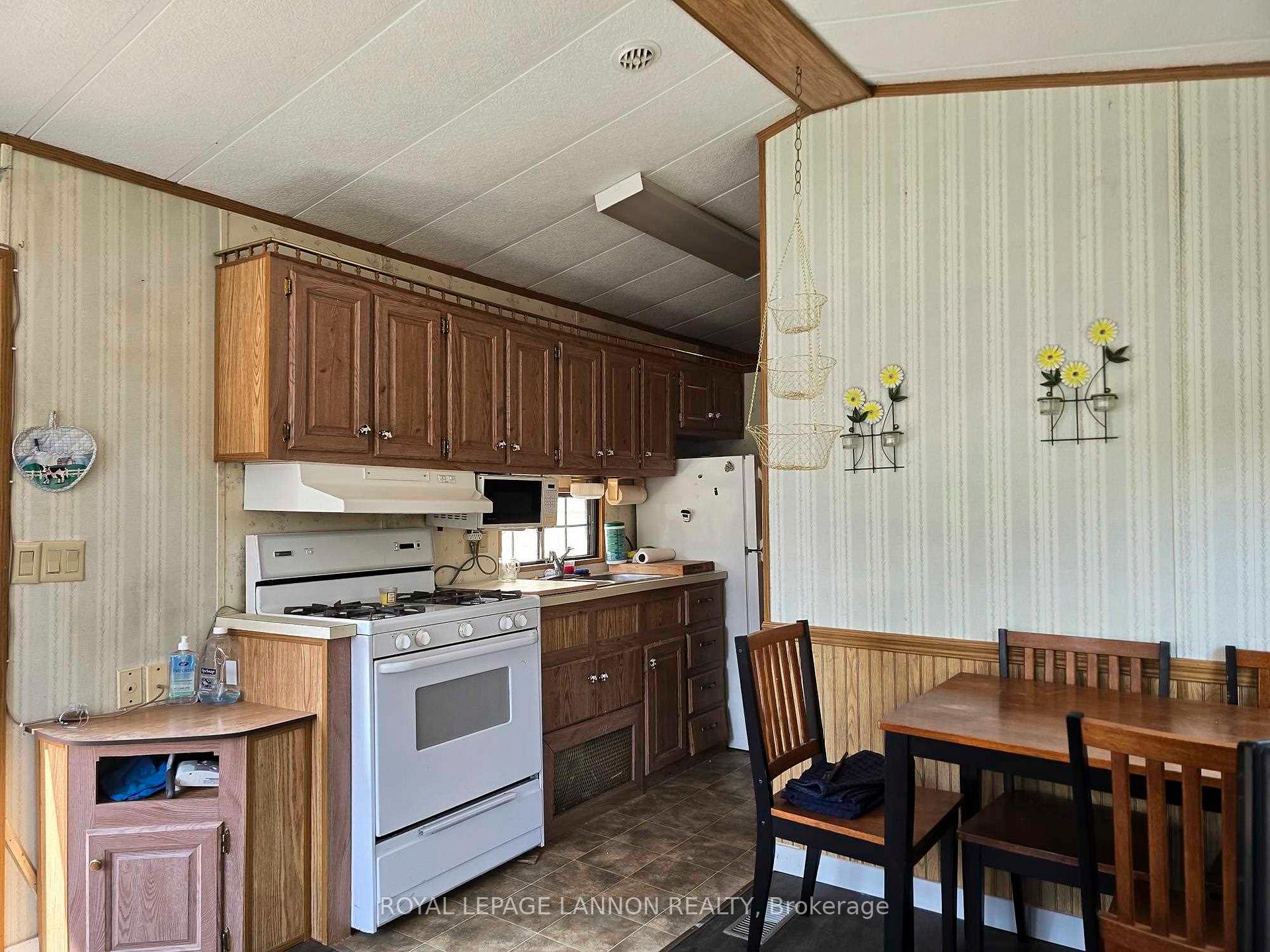 Photo 35 of 372 Ware Road N, Thunder Bay Remote Area, Ware — HOMEH