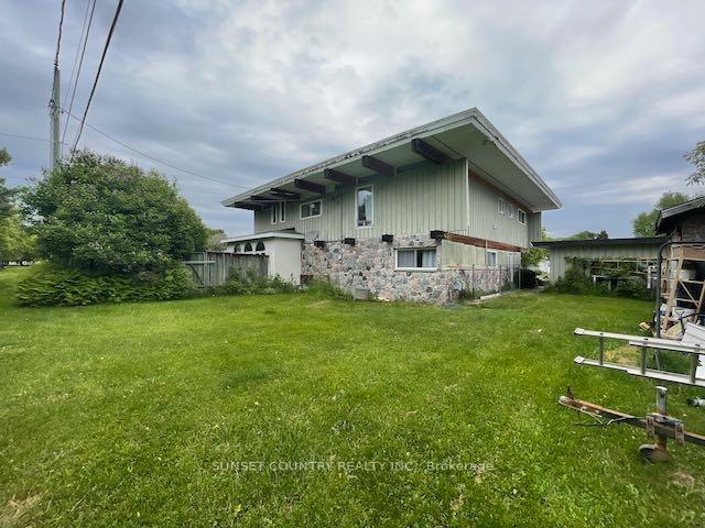 Photo 26 of 11 Schmidt Crescent, Dryden, Milestone — HOMEH