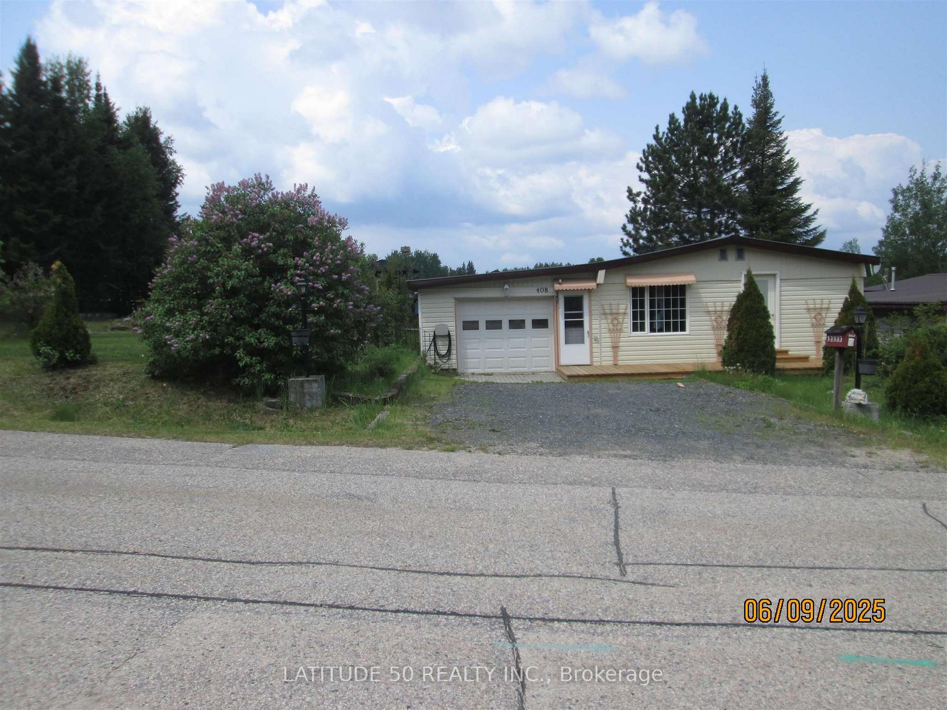 Photo 2 of 408 and 410 Colley Street, Ignace — HOMEH