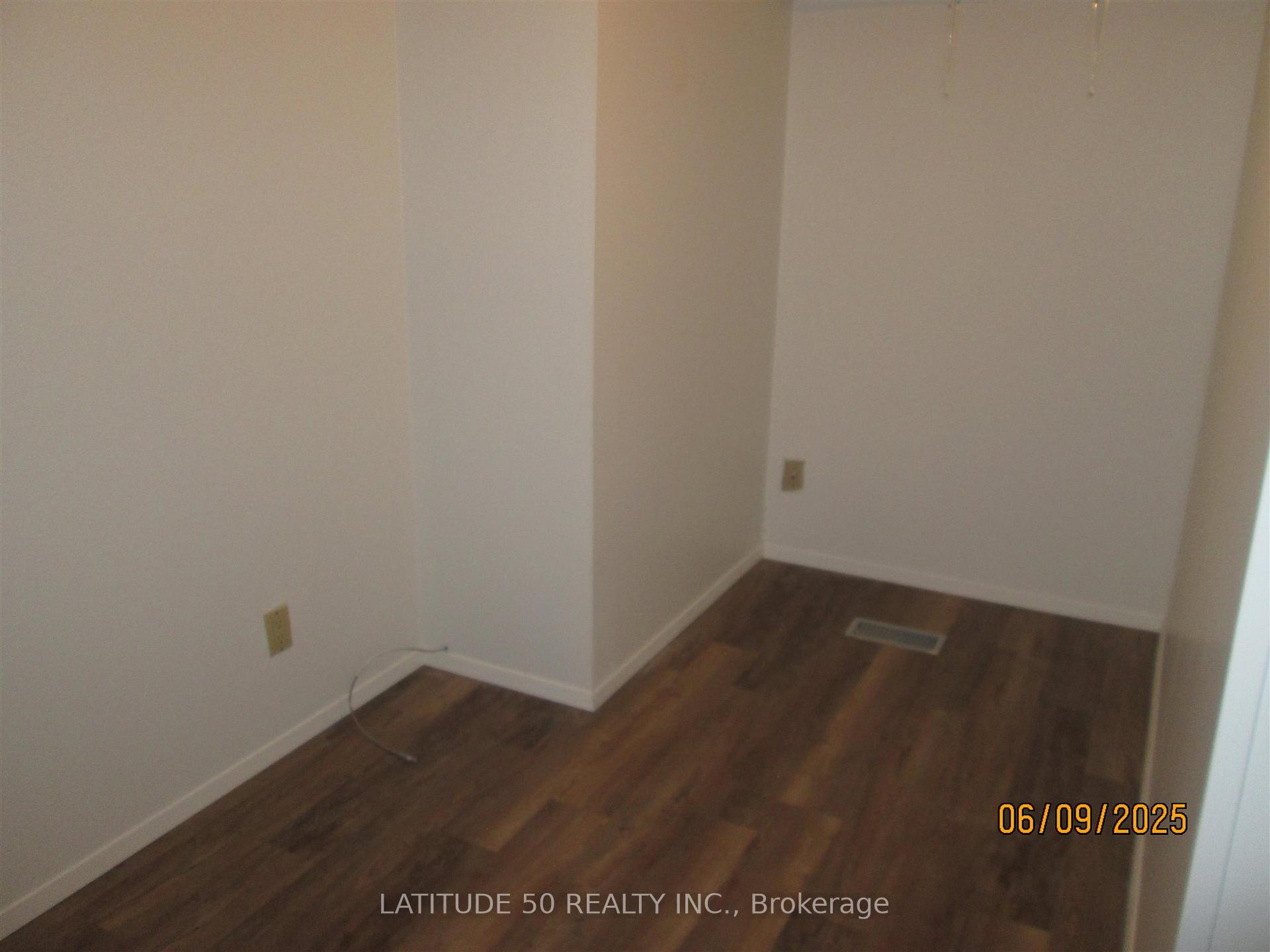 Photo 18 of 408 and 410 Colley Street, Ignace — HOMEH