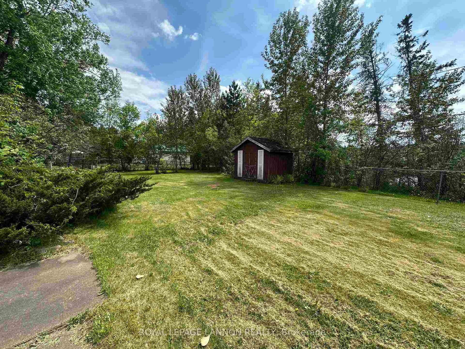 Photo 27 of 141 Pine Crescent, Atikokan — HOMEH