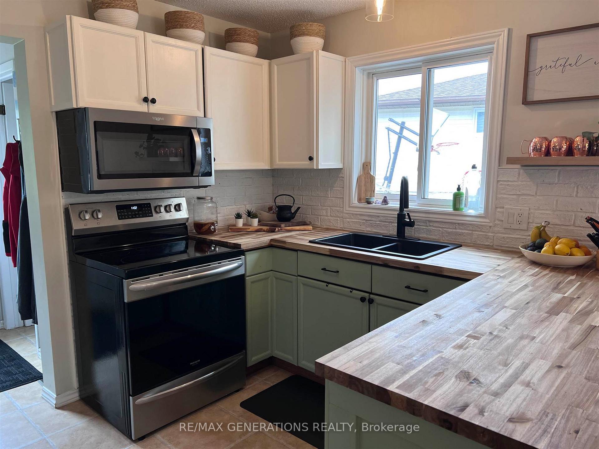 Photo 7 of 31 Steedman Drive, Marathon — HOMEH