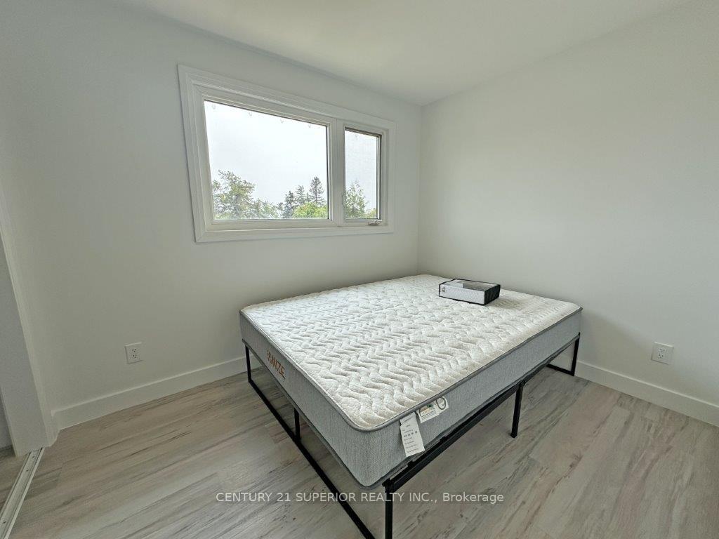 Photo 23 of 31 Laurier Ave, Terrace Bay — HOMEH