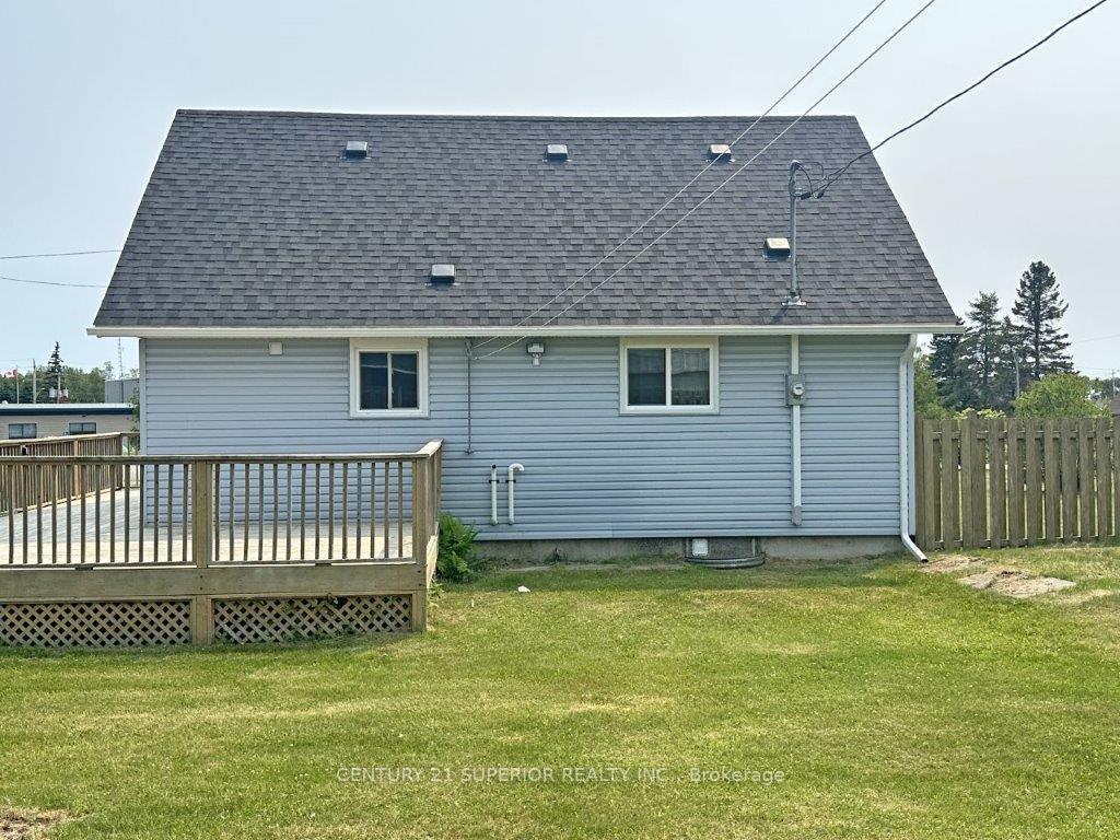 Photo 41 of 31 Laurier Ave, Terrace Bay — HOMEH