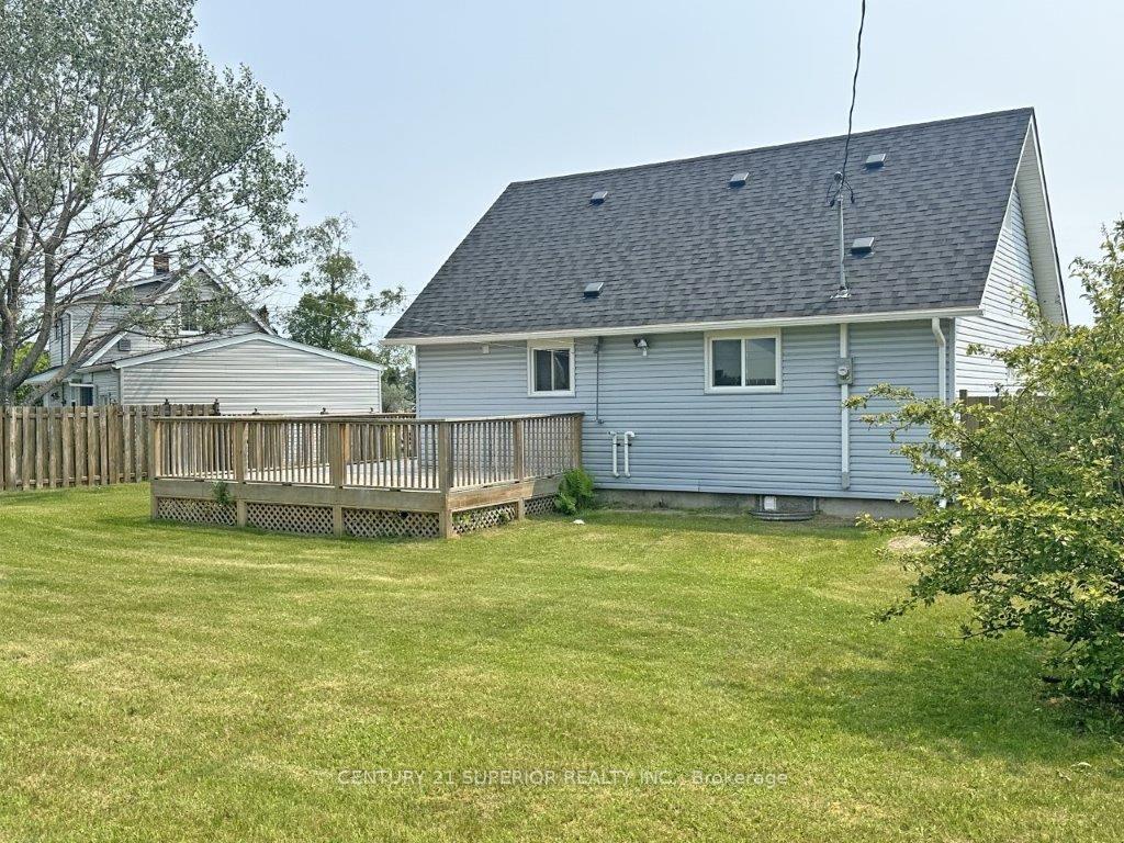 Photo 43 of 31 Laurier Ave, Terrace Bay — HOMEH