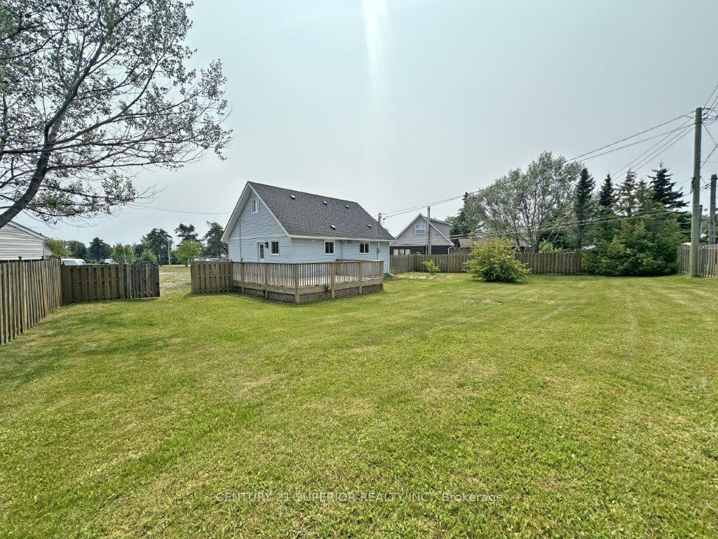 Photo 44 of 31 Laurier Ave, Terrace Bay — HOMEH