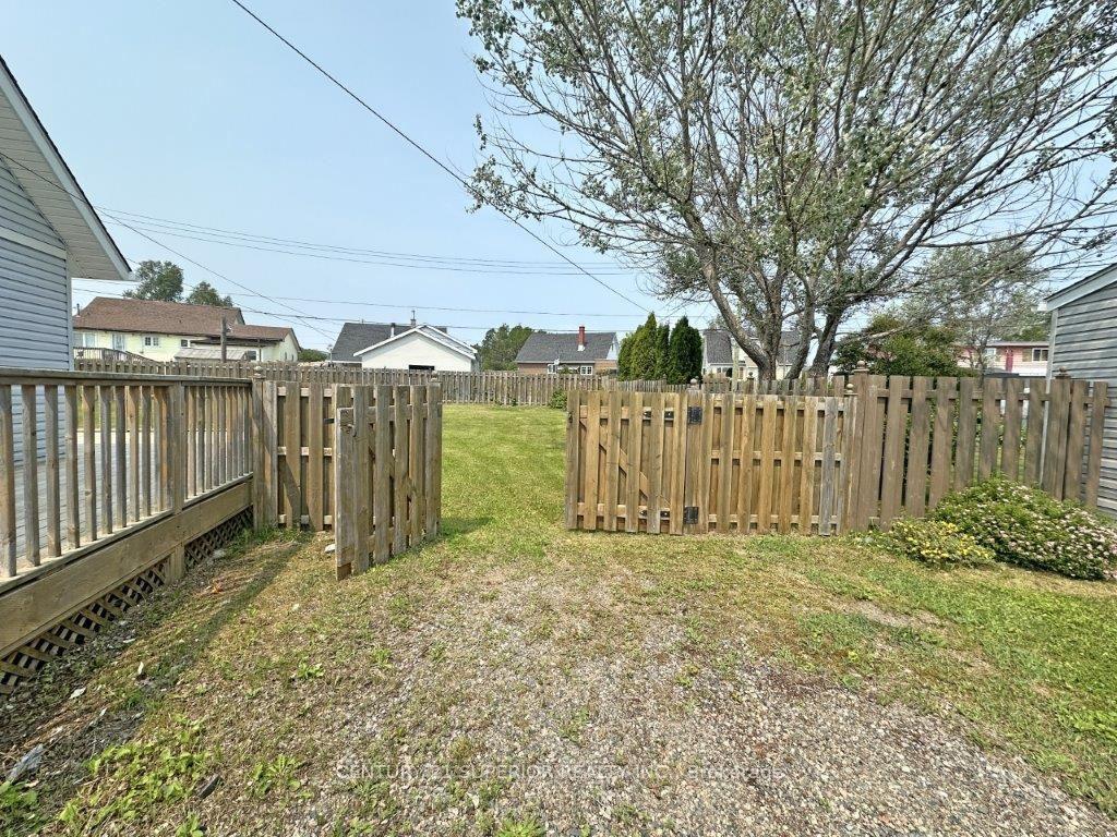 Photo 48 of 31 Laurier Ave, Terrace Bay — HOMEH