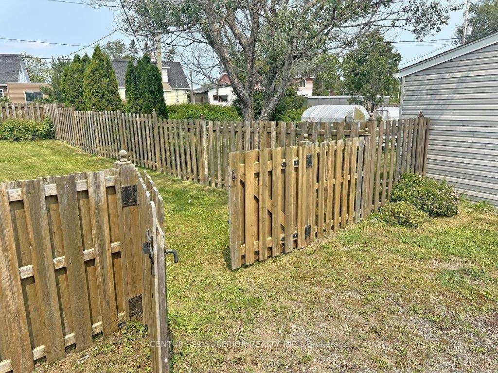 Photo 49 of 31 Laurier Ave, Terrace Bay — HOMEH