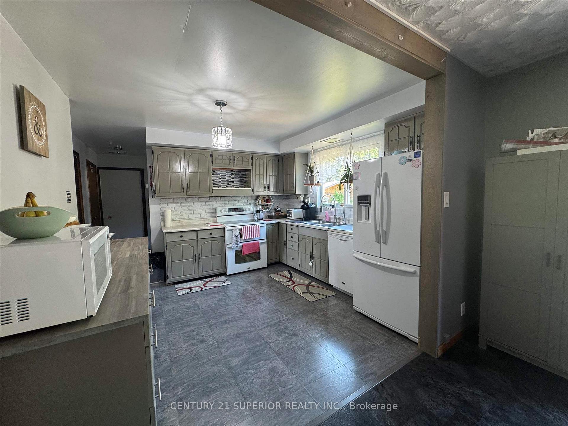 Photo 17 of 17 Lloyd Irwin Drive, Marathon — HOMEH