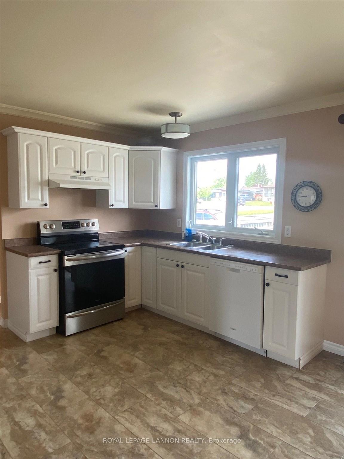 Photo 4 of 141 Forestry Road, Greenstone — HOMEH