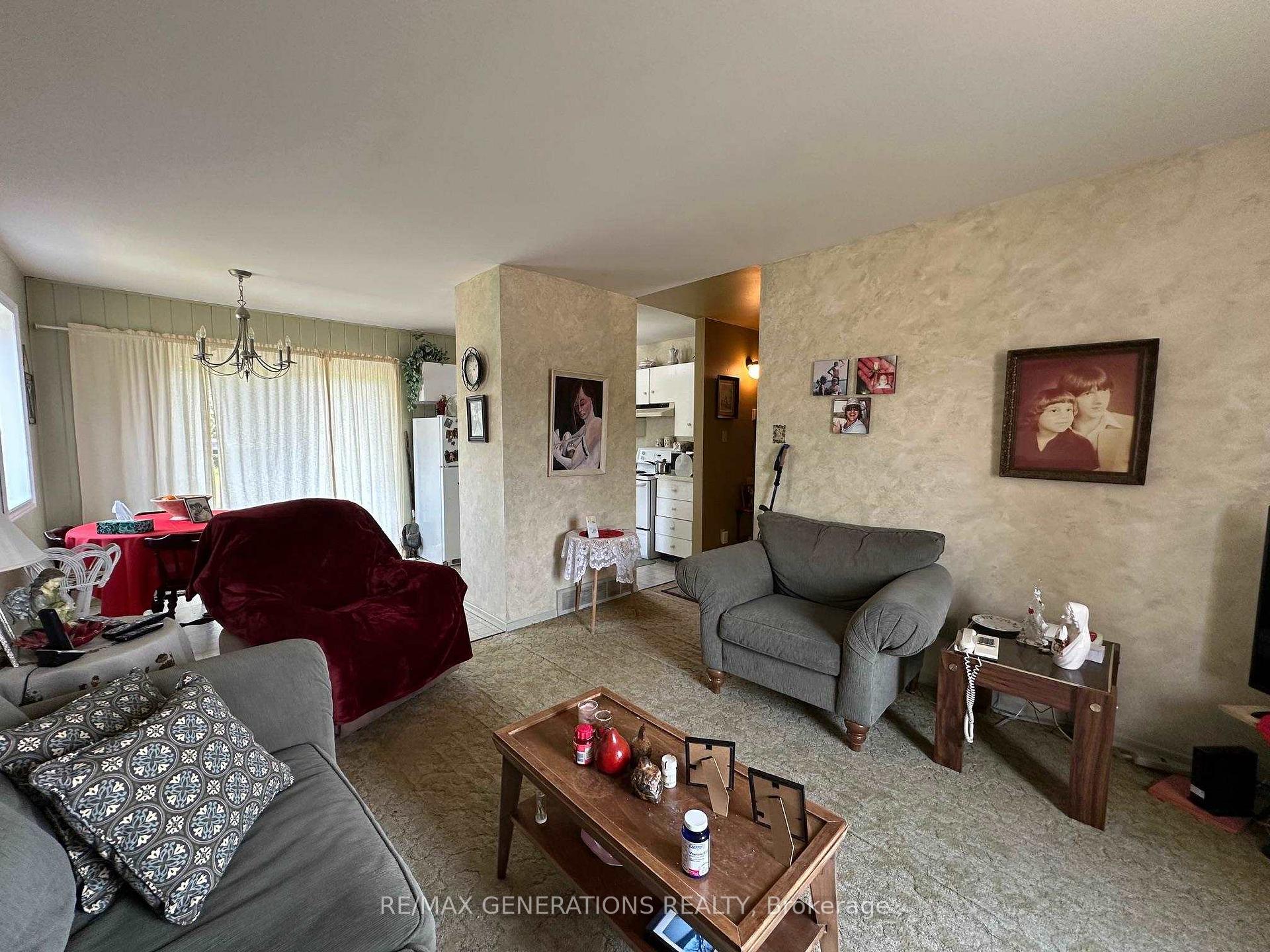 Photo 9 of 94 Winnipeg Street, Schreiber — HOMEH