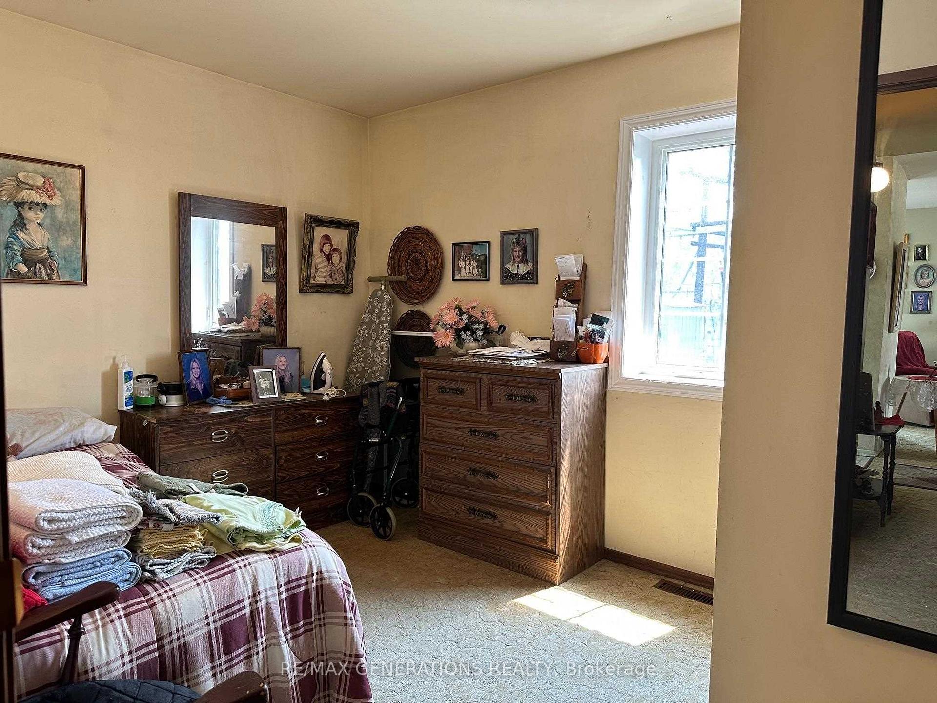 Photo 18 of 94 Winnipeg Street, Schreiber — HOMEH