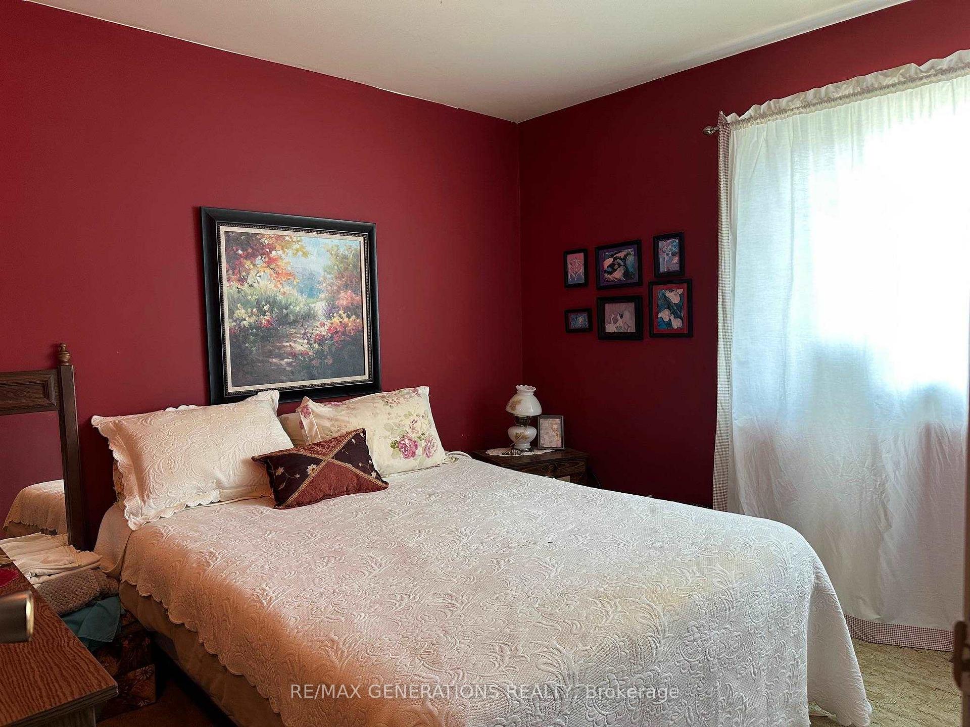 Photo 20 of 94 Winnipeg Street, Schreiber — HOMEH