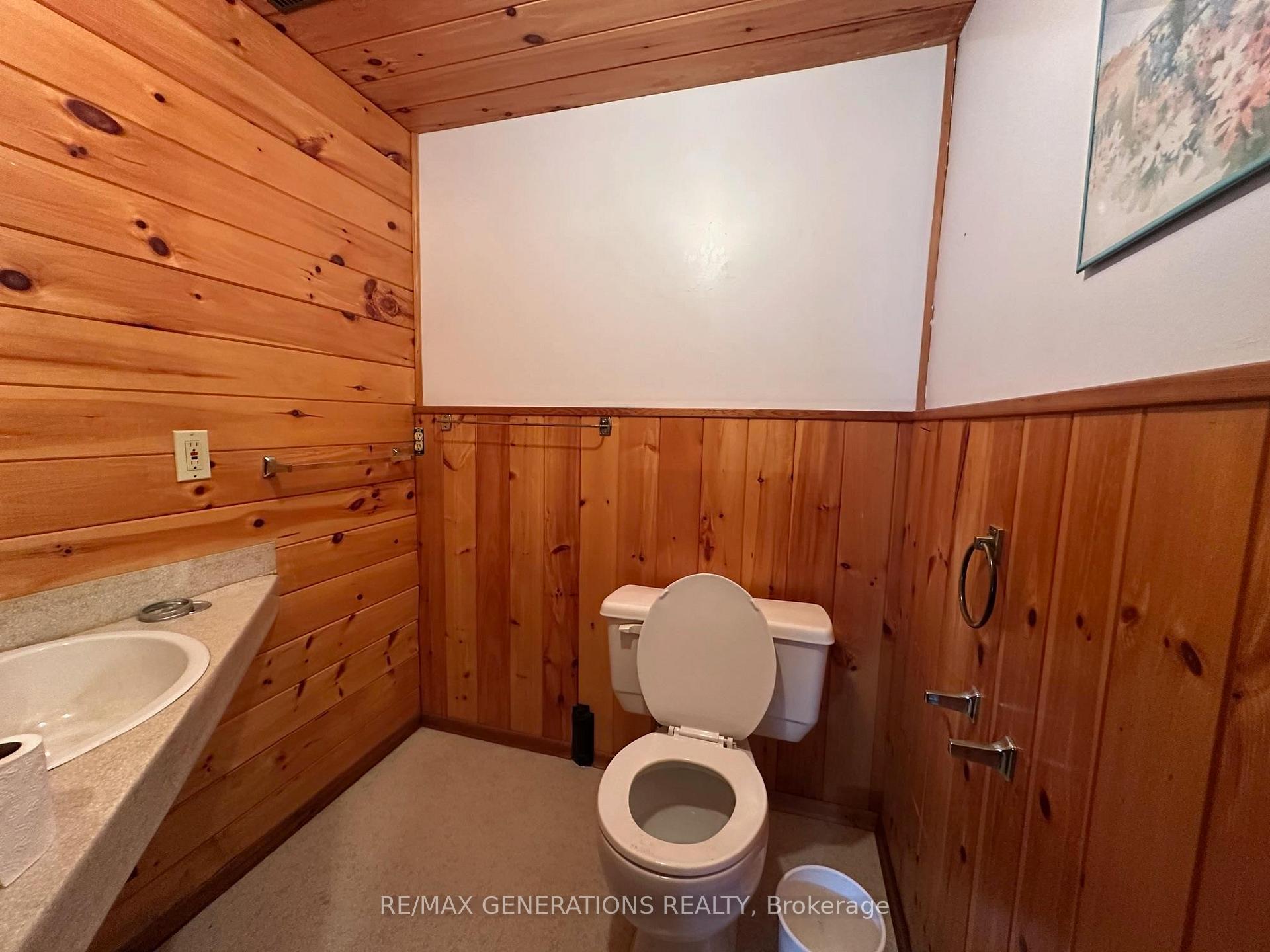 Photo 28 of 94 Winnipeg Street, Schreiber — HOMEH