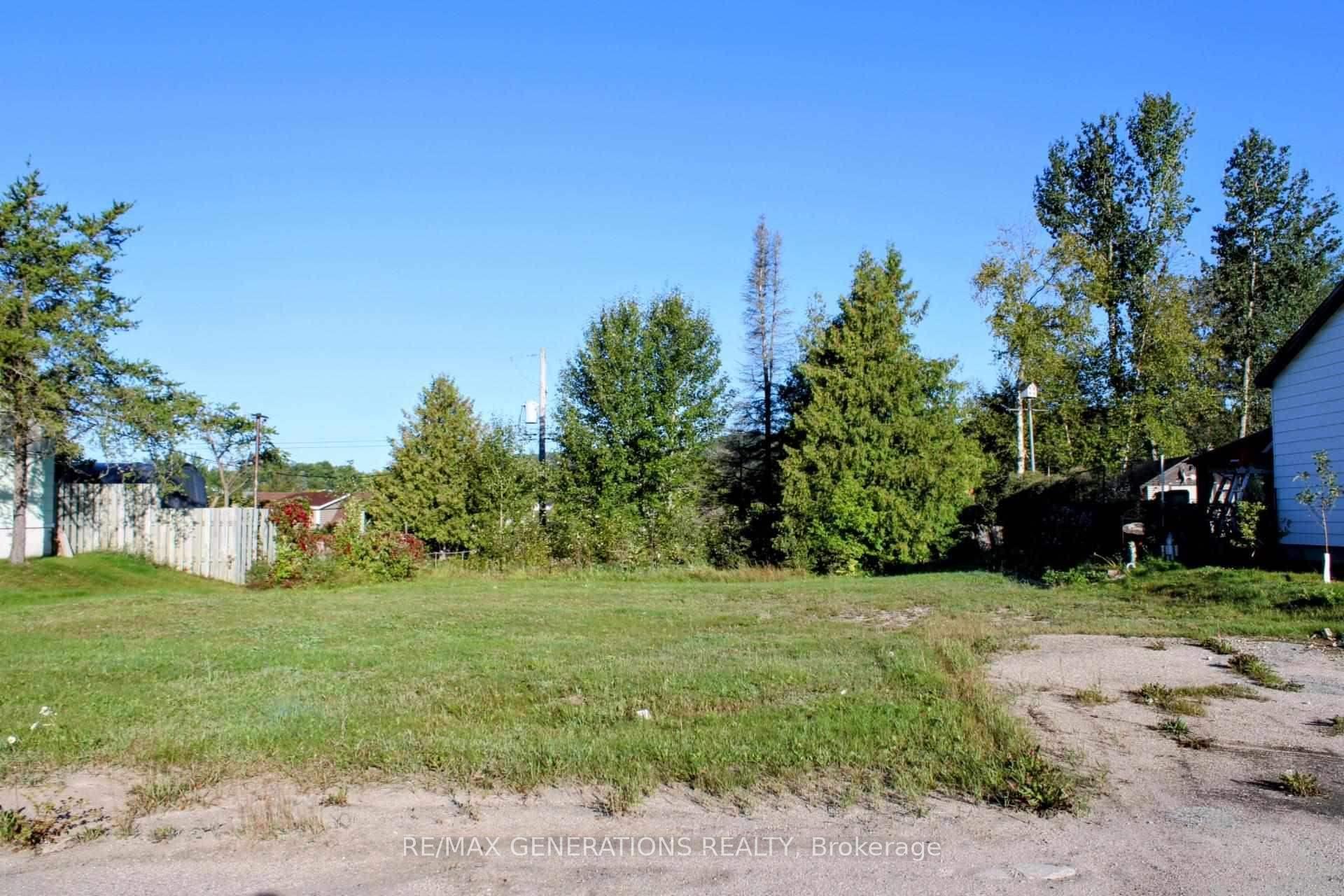 Photo 1 of 7 Manitou Road, Manitouwadge — HOMEH