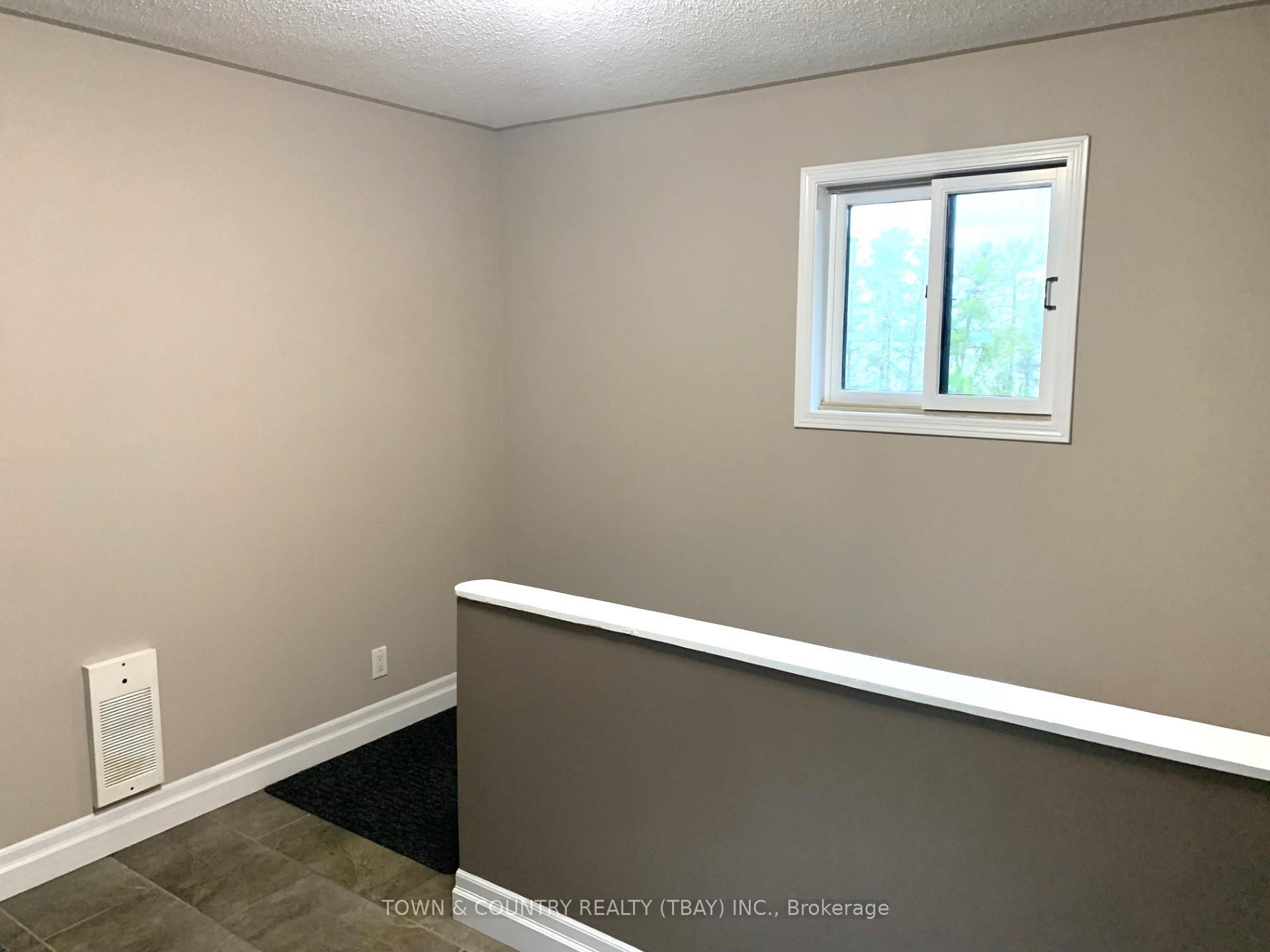 Photo 8 of 38 Mcphail Drive, Greenstone — HOMEH