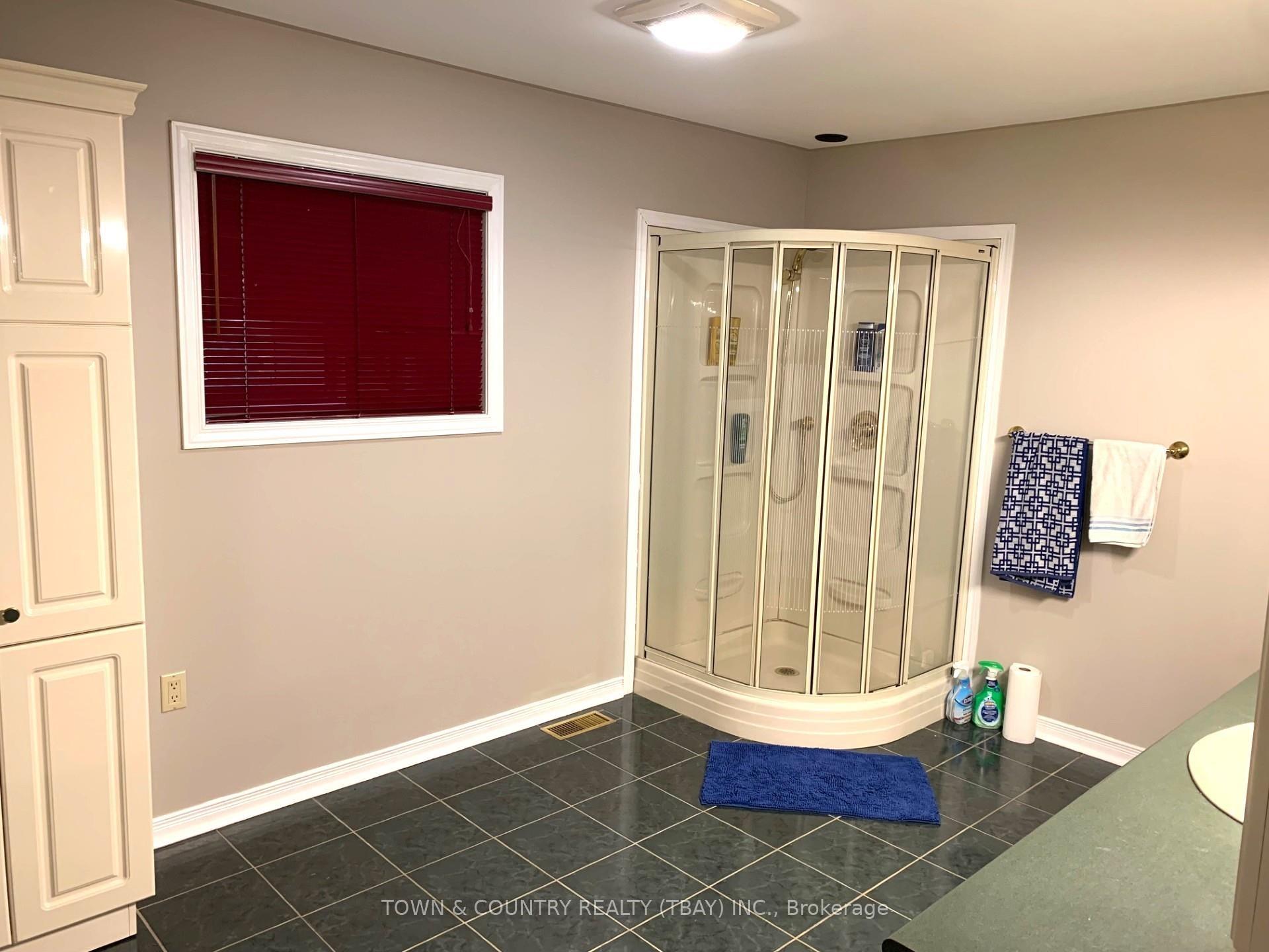 Photo 16 of 38 Mcphail Drive, Greenstone — HOMEH