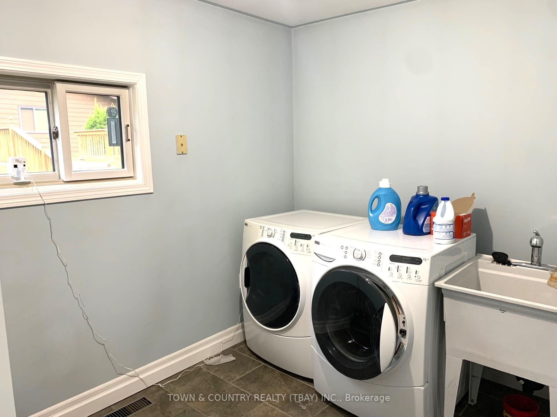 Photo 19 of 38 Mcphail Drive, Greenstone — HOMEH
