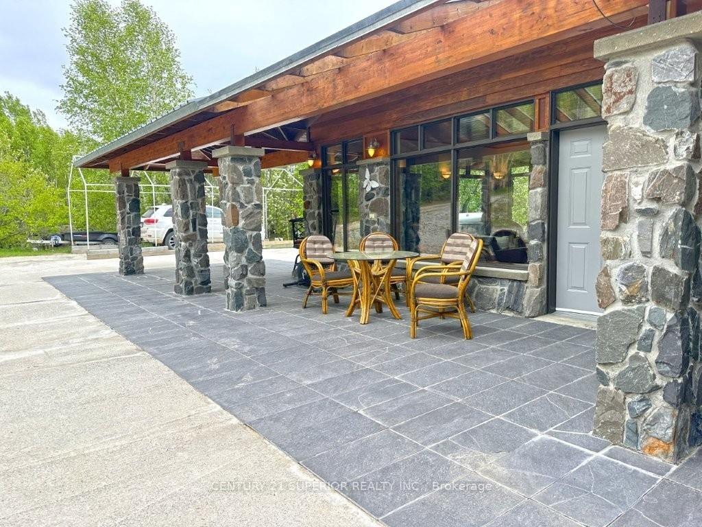 Photo 7 of 11 Peter Drive, Greenstone — HOMEH