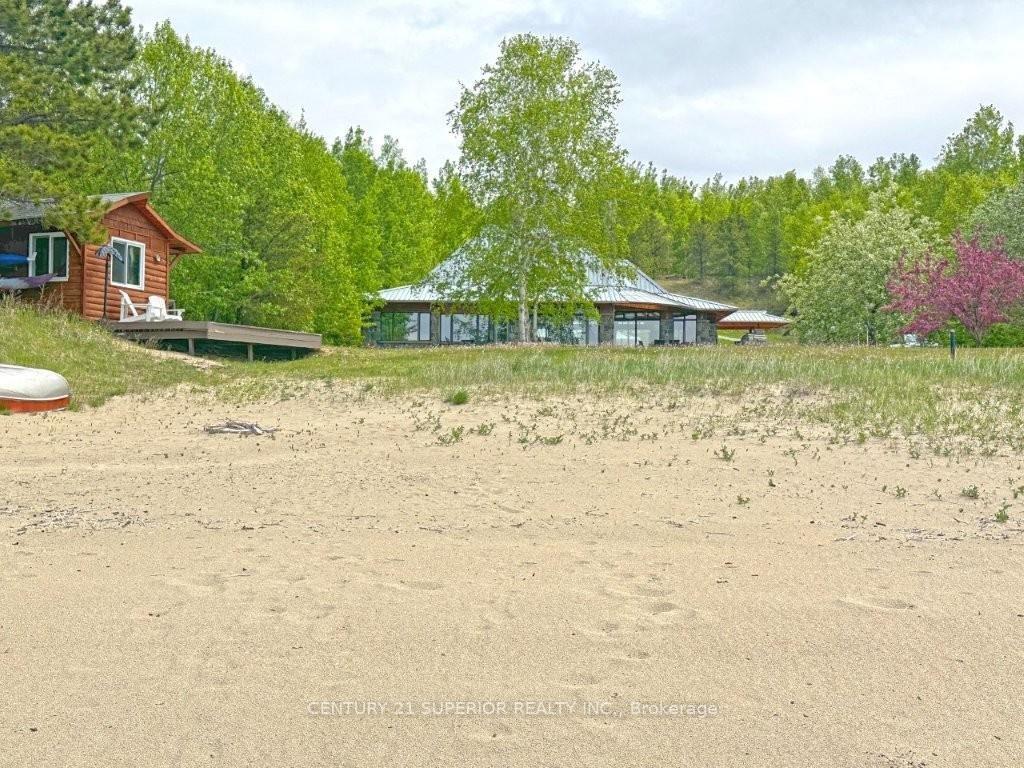 Photo 40 of 11 Peter Drive, Greenstone — HOMEH