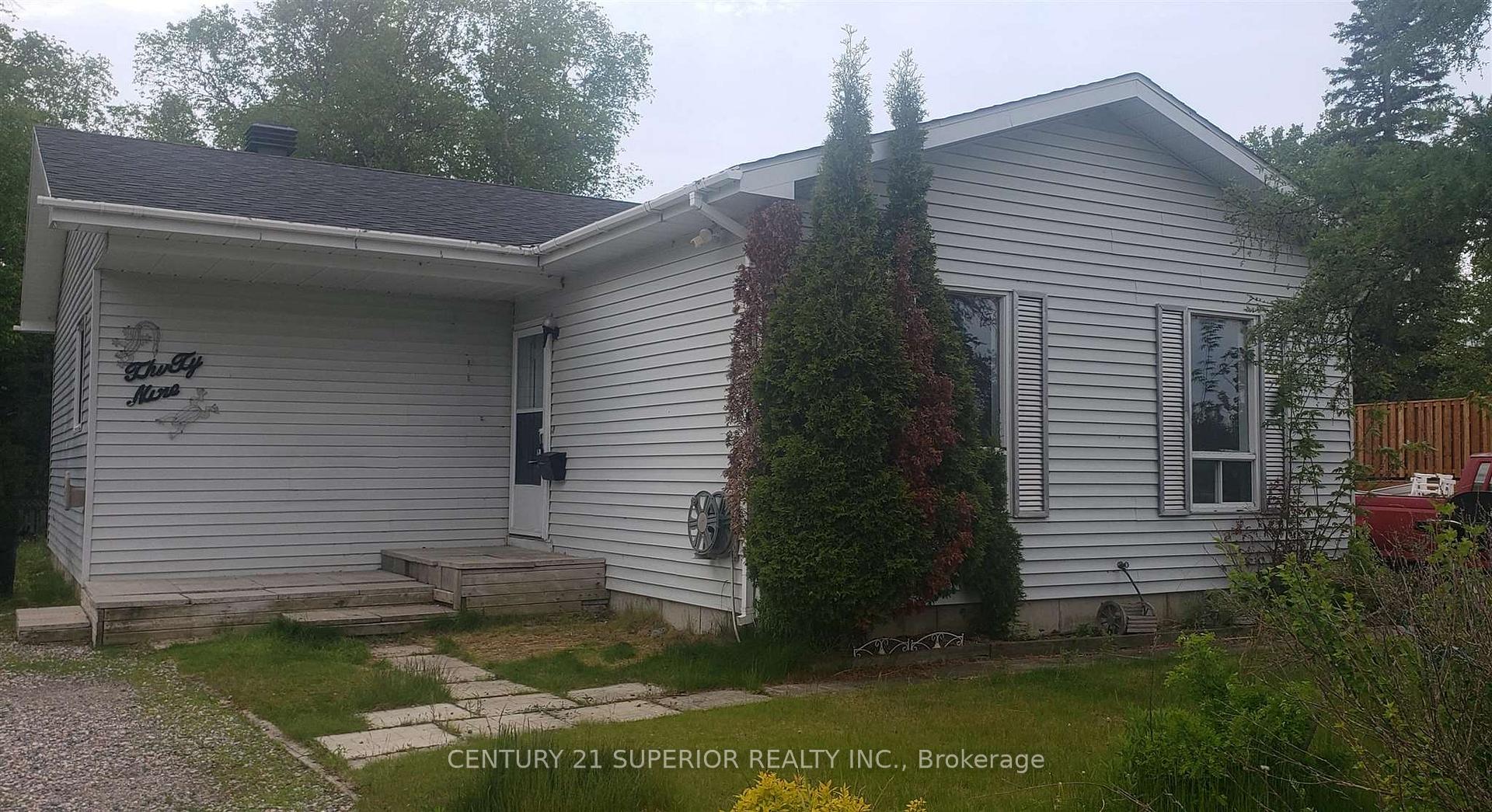 Photo 1 of 39 Poplar Cres, Marathon — HOMEH