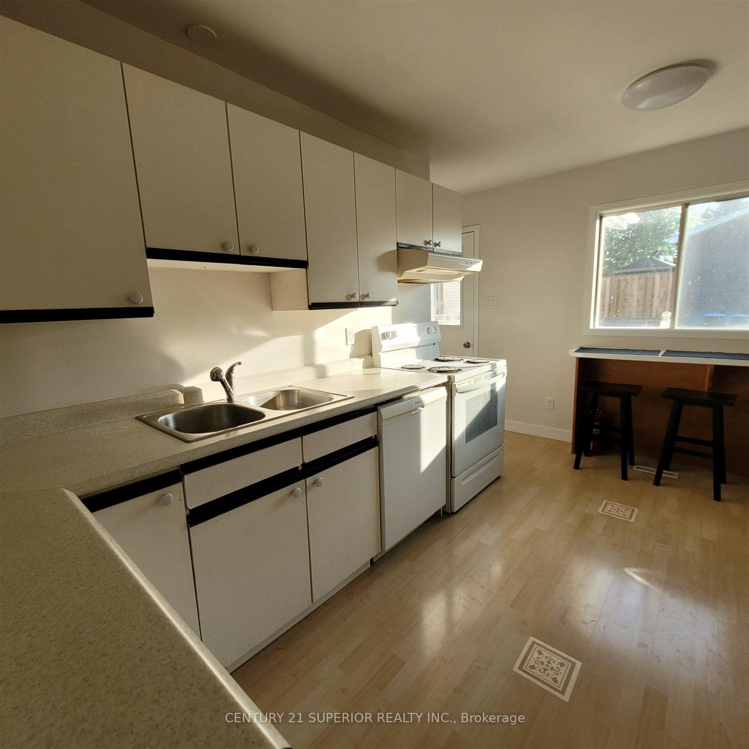 Photo 9 of 39 Poplar Cres, Marathon — HOMEH