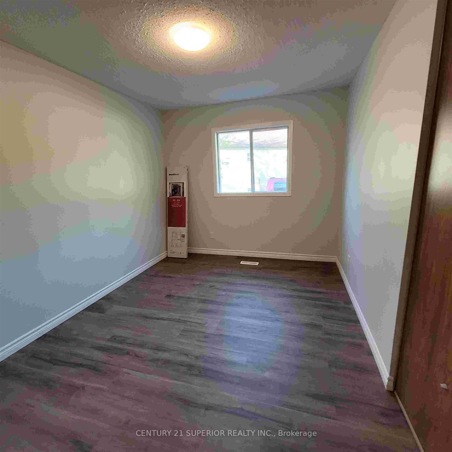 Photo 20 of 39 Poplar Cres, Marathon — HOMEH