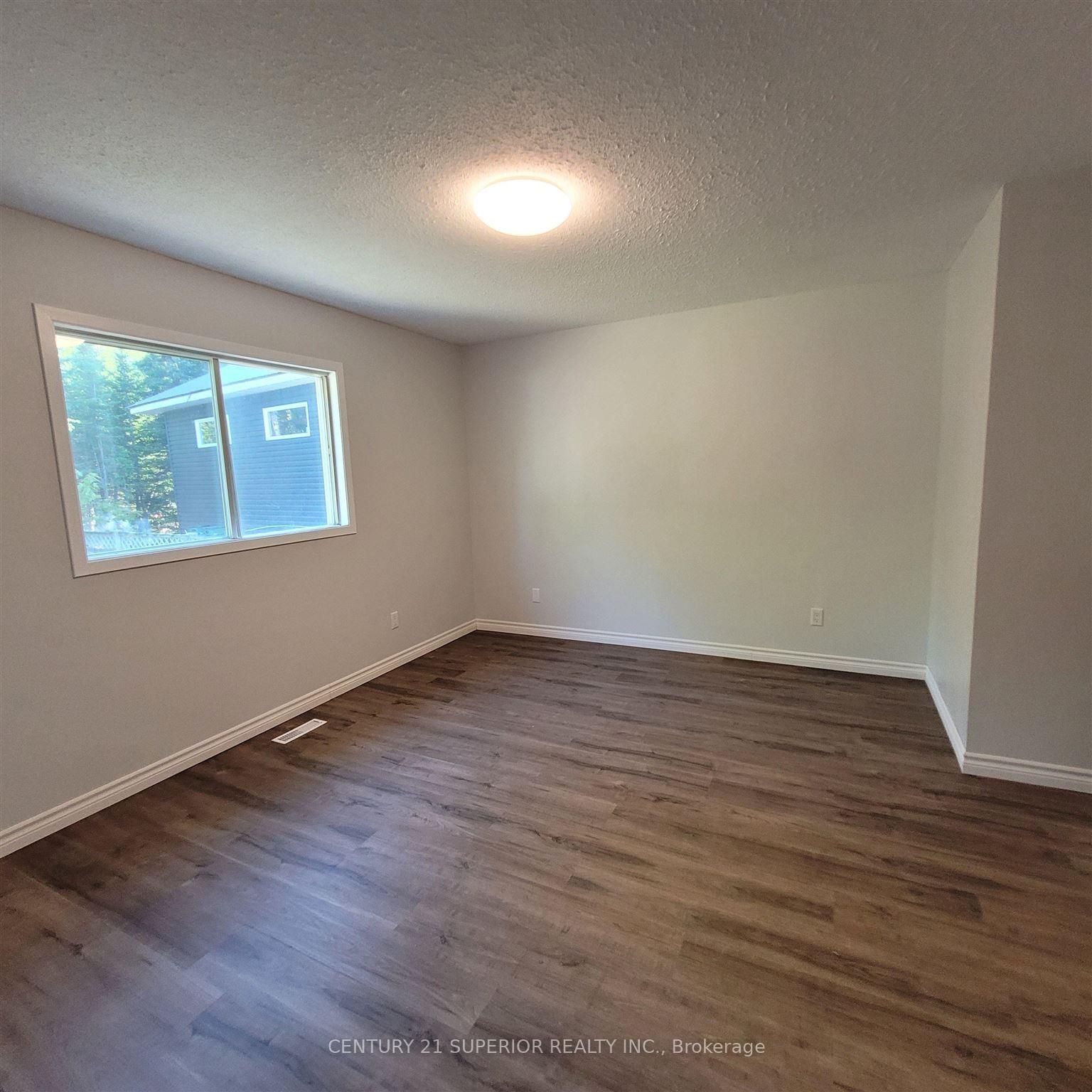 Photo 24 of 39 Poplar Cres, Marathon — HOMEH