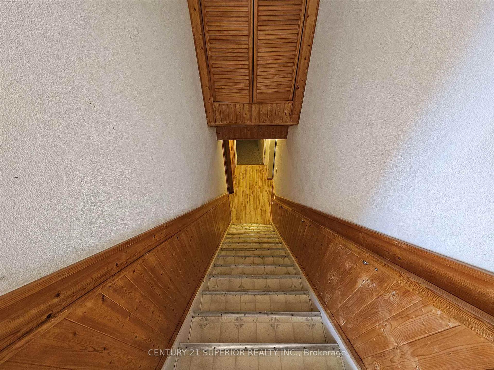 Photo 26 of 39 Poplar Cres, Marathon — HOMEH