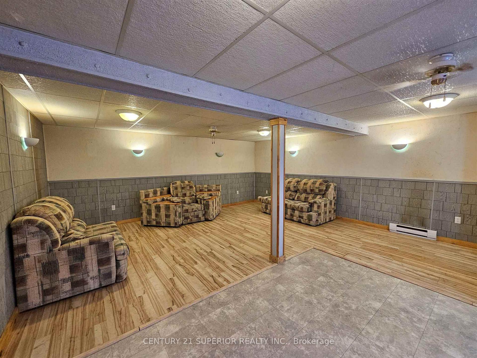 Photo 28 of 39 Poplar Cres, Marathon — HOMEH