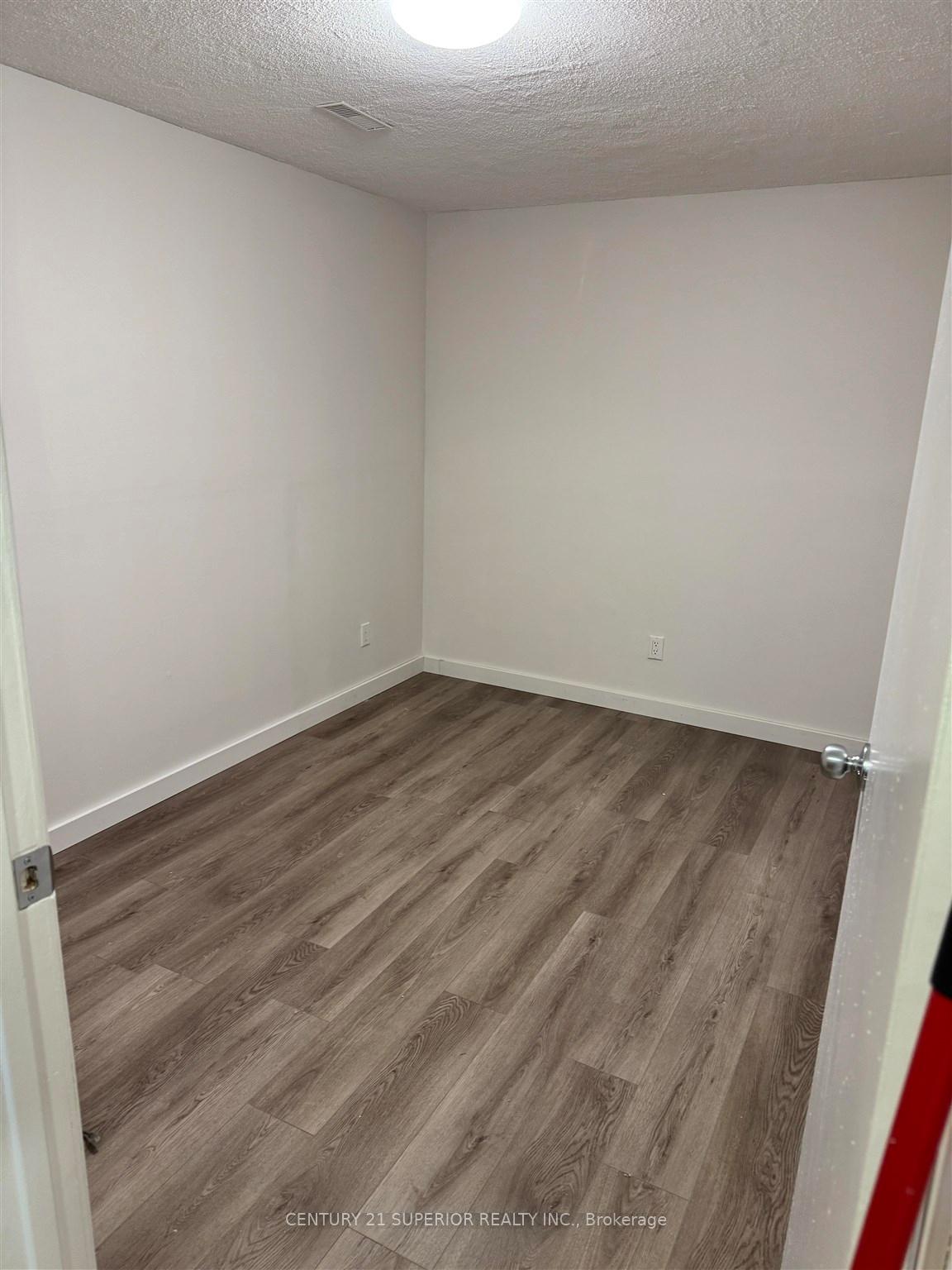 Photo 32 of 39 Poplar Cres, Marathon — HOMEH