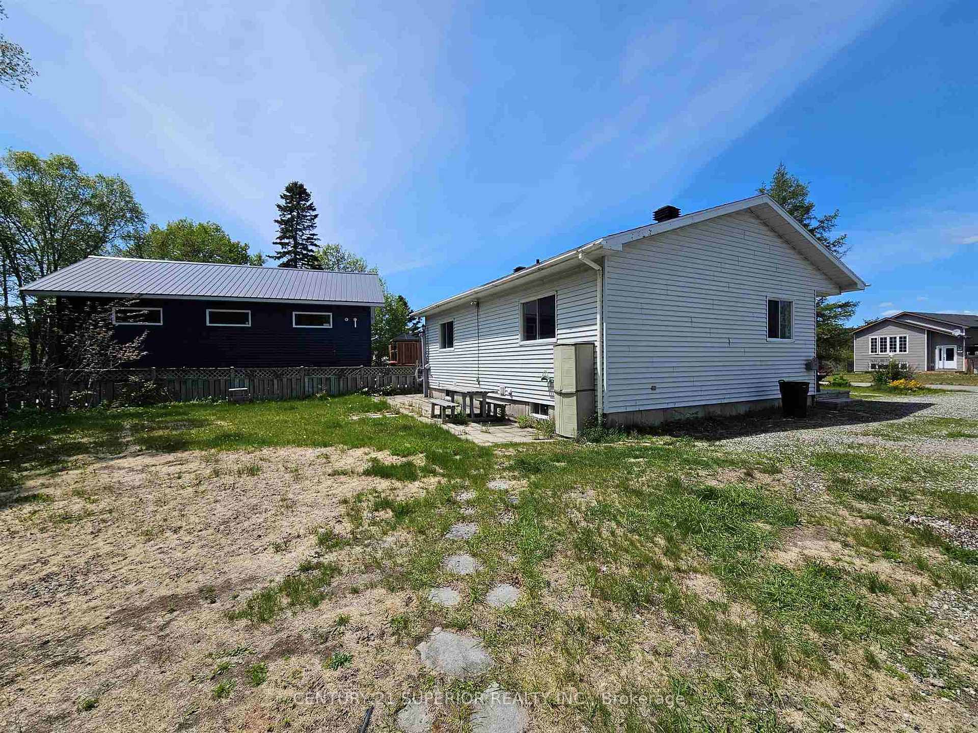 Photo 44 of 39 Poplar Cres, Marathon — HOMEH