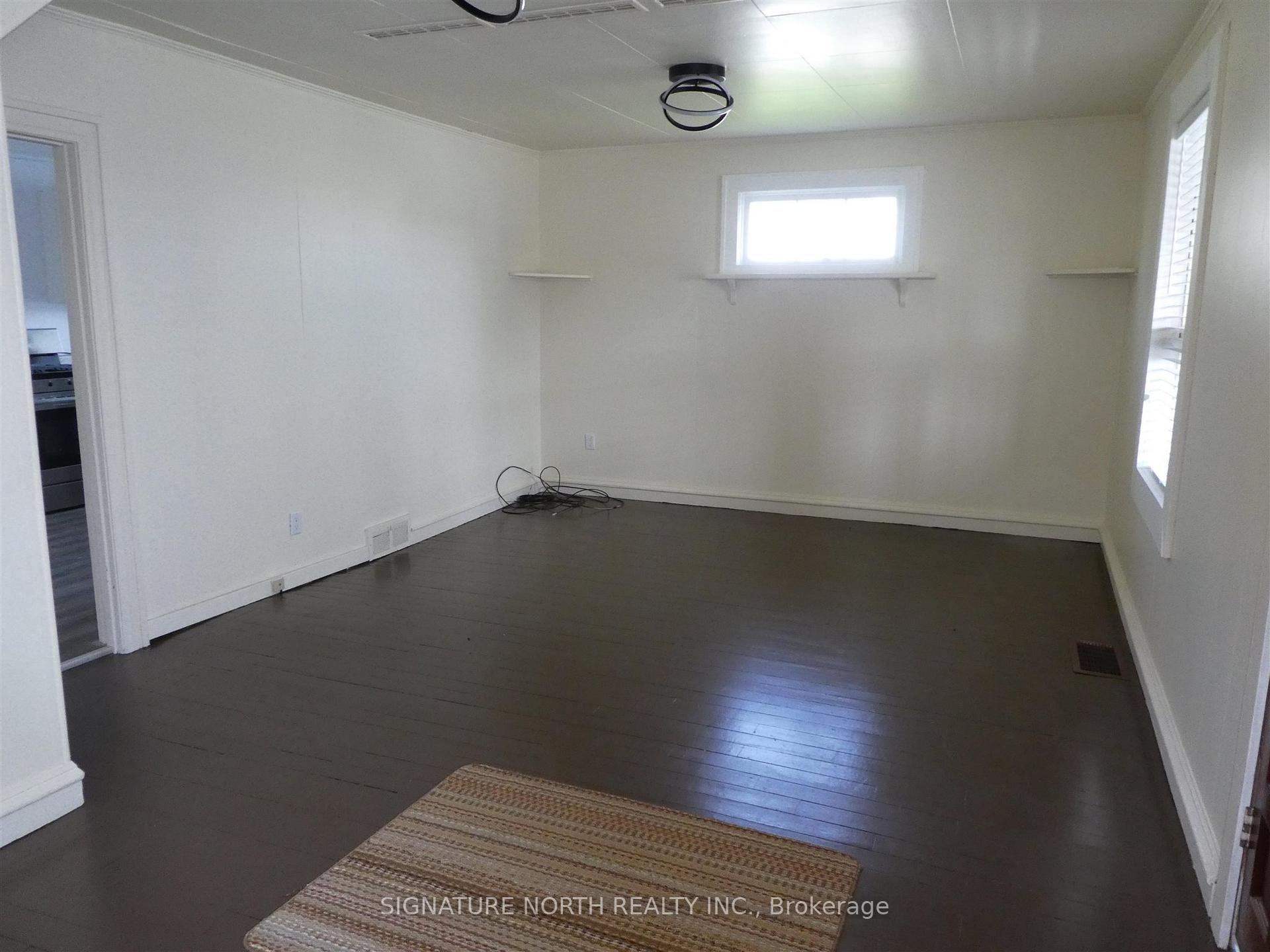Photo 11 of 204 Second Ave SW, Greenstone — HOMEH