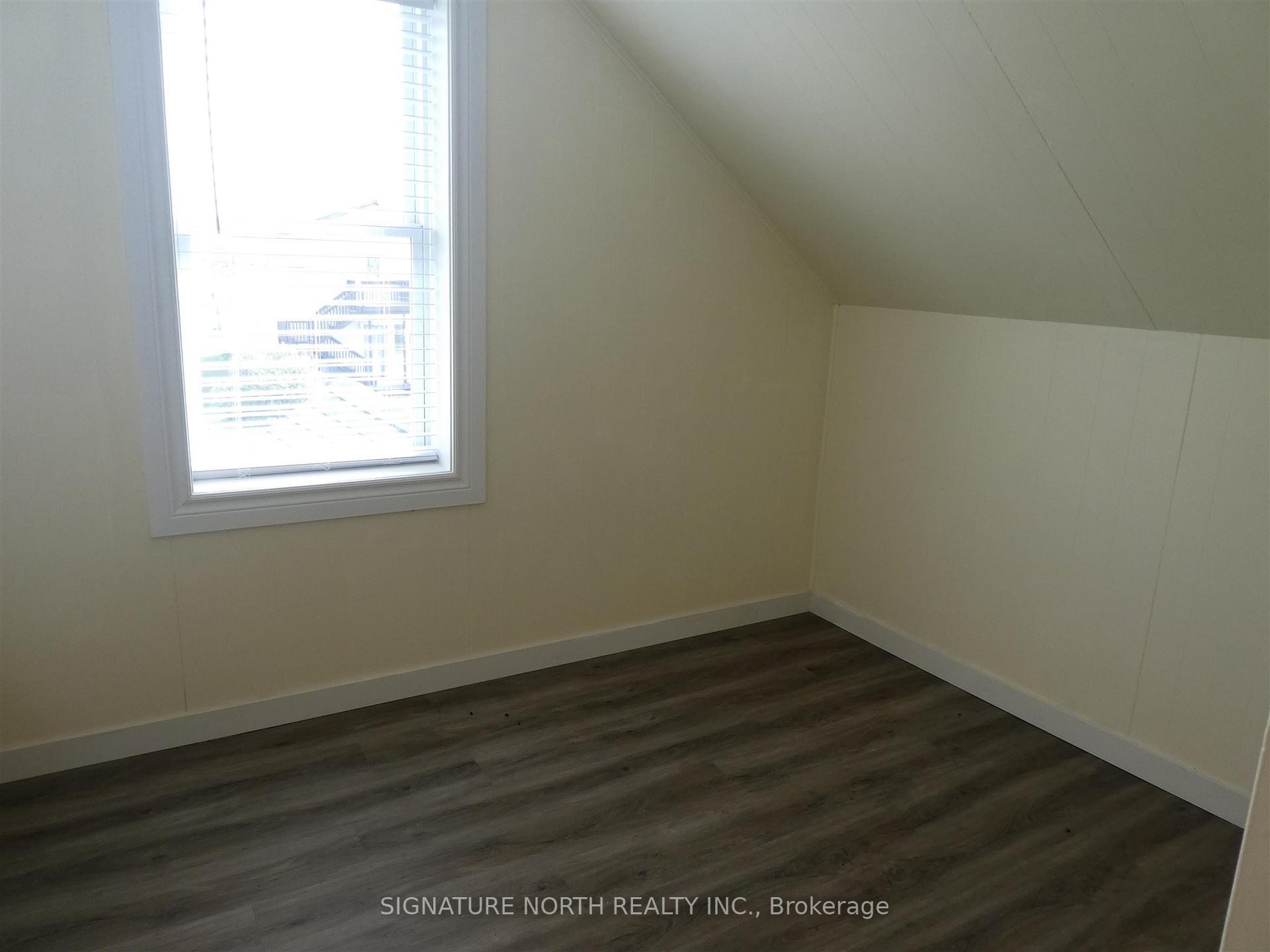 Photo 18 of 204 Second Ave SW, Greenstone — HOMEH
