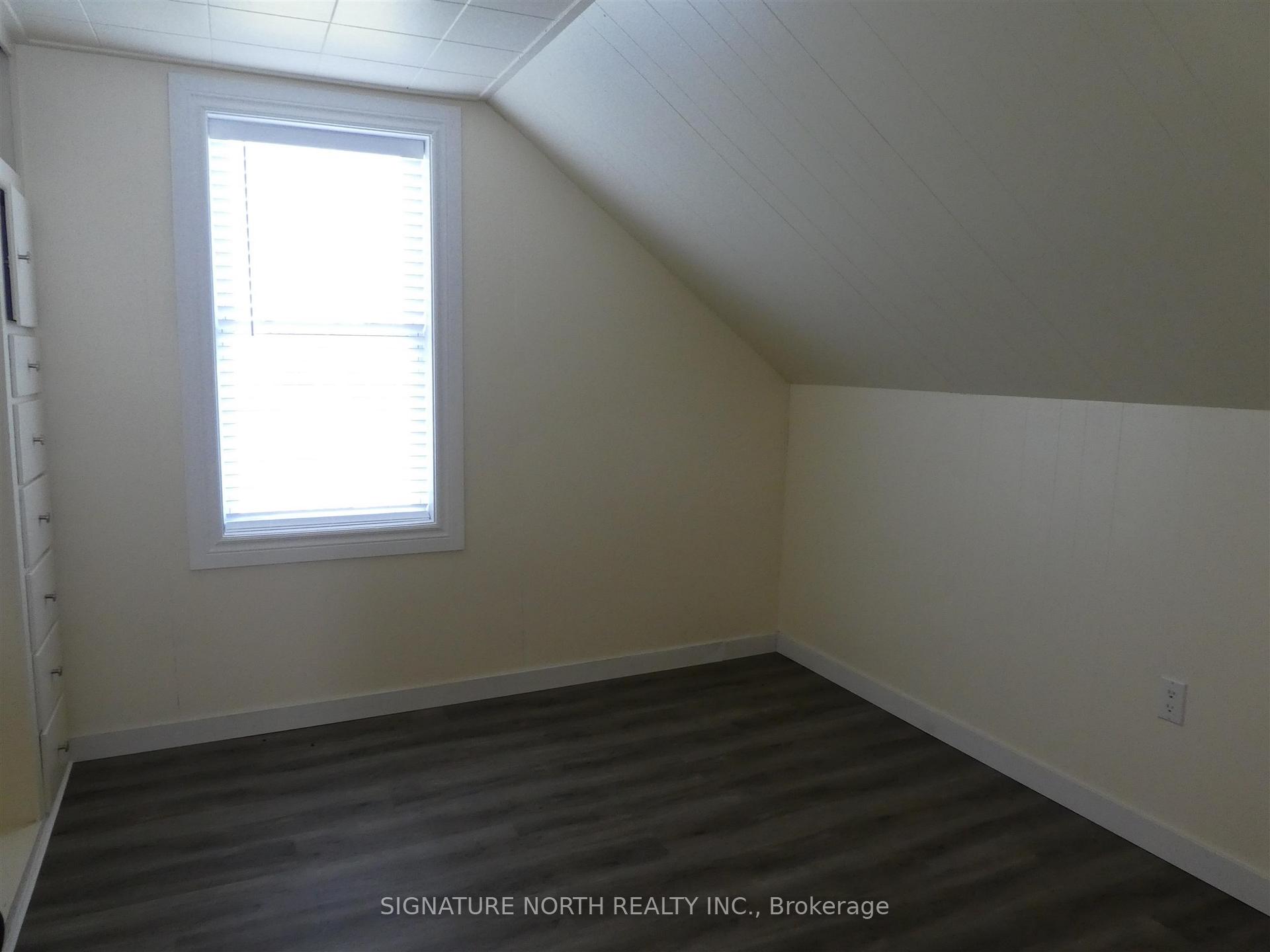 Photo 24 of 204 Second Ave SW, Greenstone — HOMEH