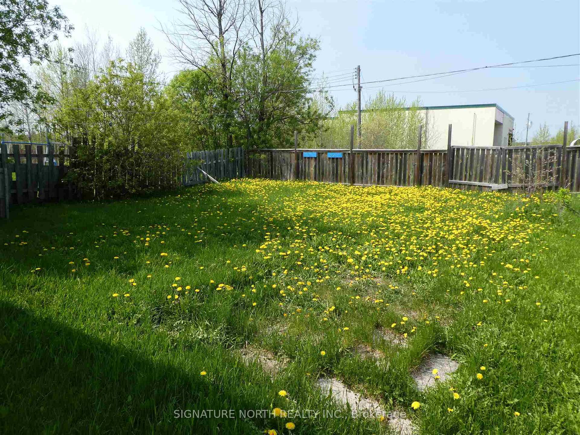 Photo 32 of 204 Second Ave SW, Greenstone — HOMEH