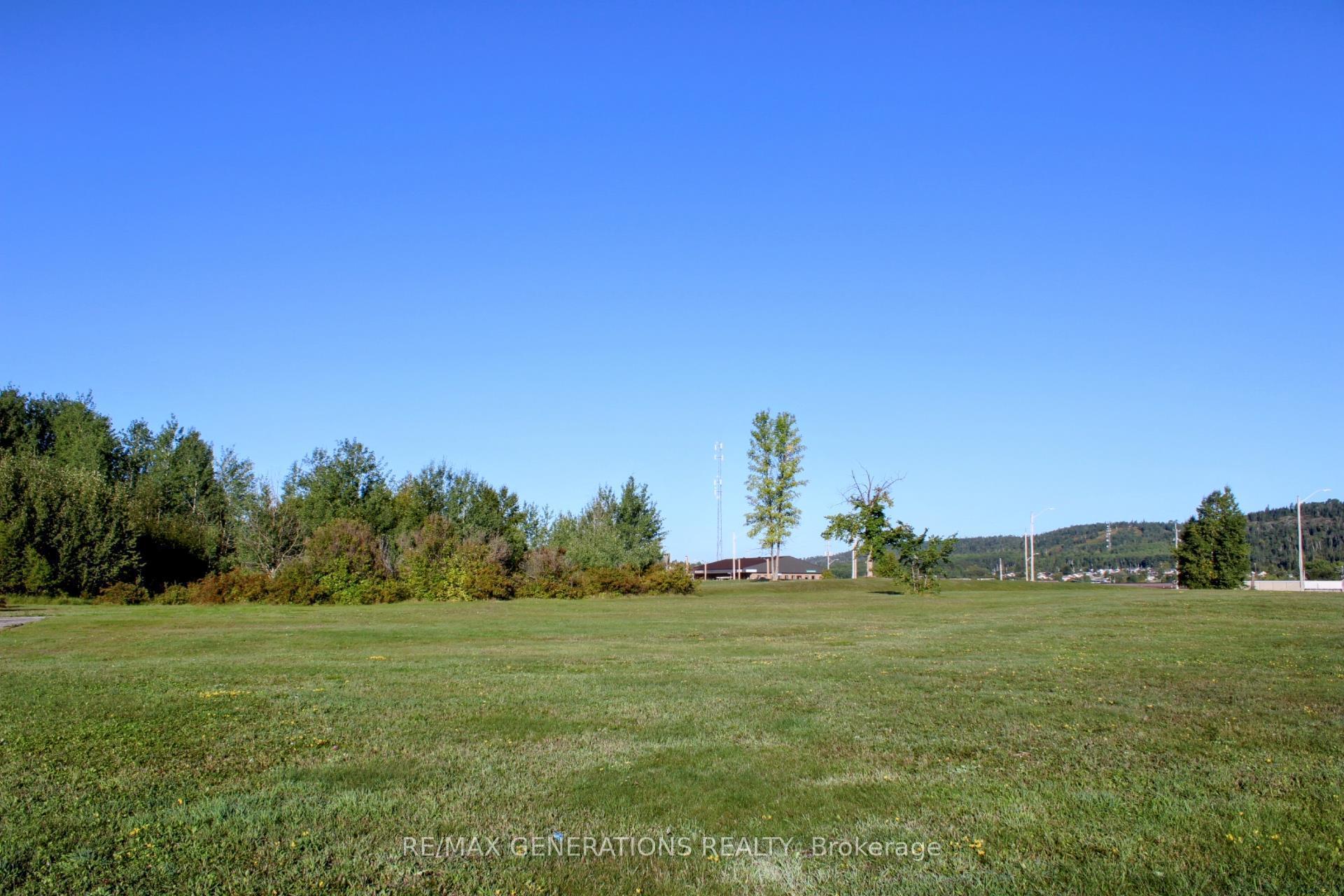 Photo 2 of 2 Deer Street, Manitouwadge — HOMEH