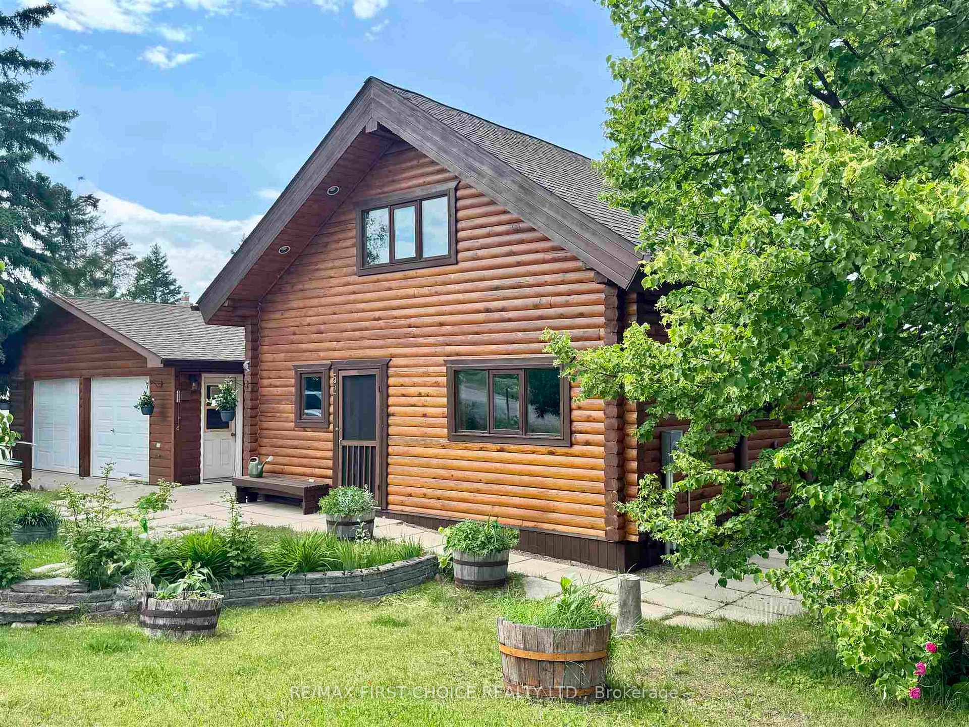 Photo 1 of 52 Howey Bay Road, Red Lake — HOMEH