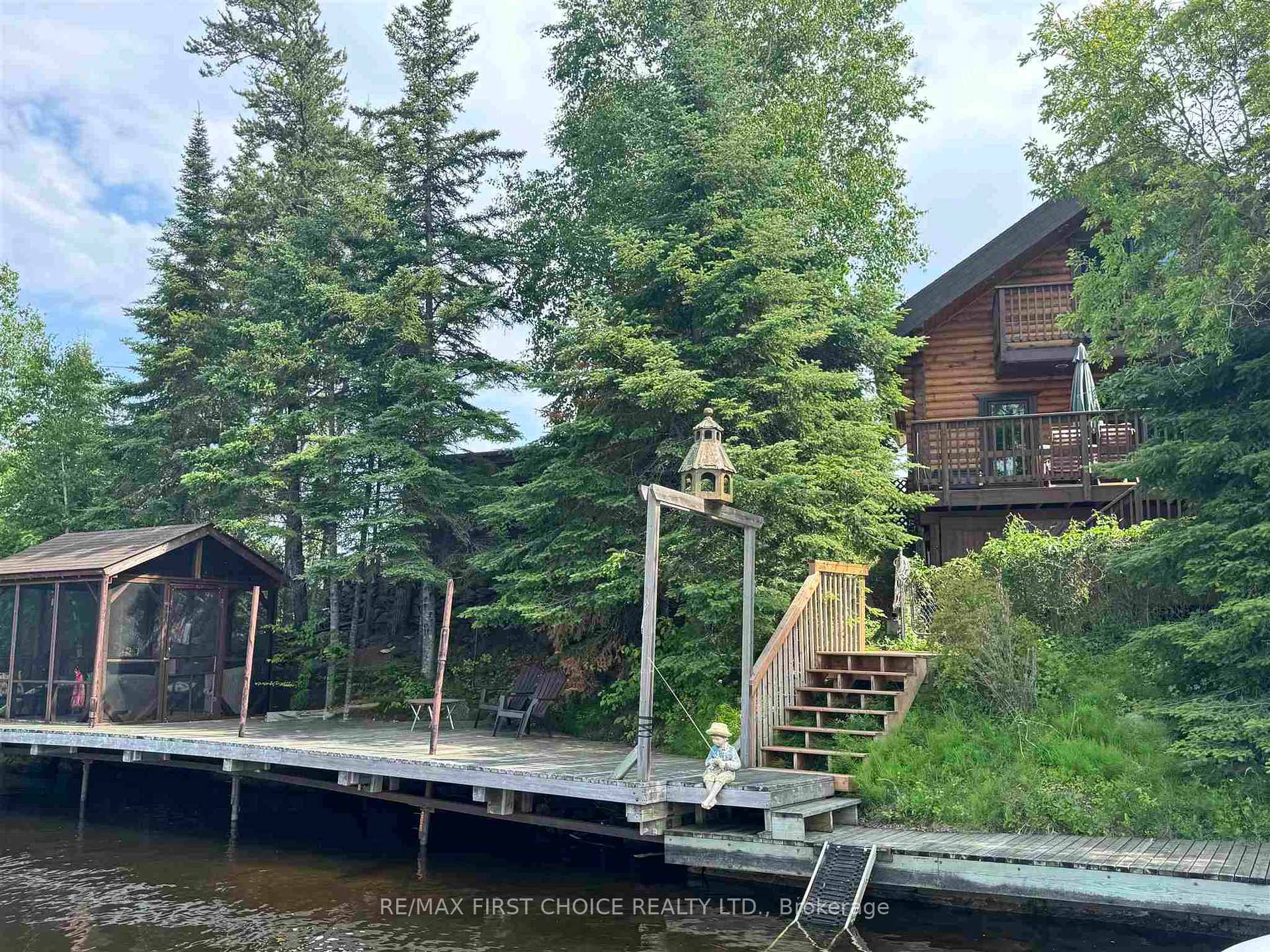 Photo 2 of 52 Howey Bay Road, Red Lake — HOMEH