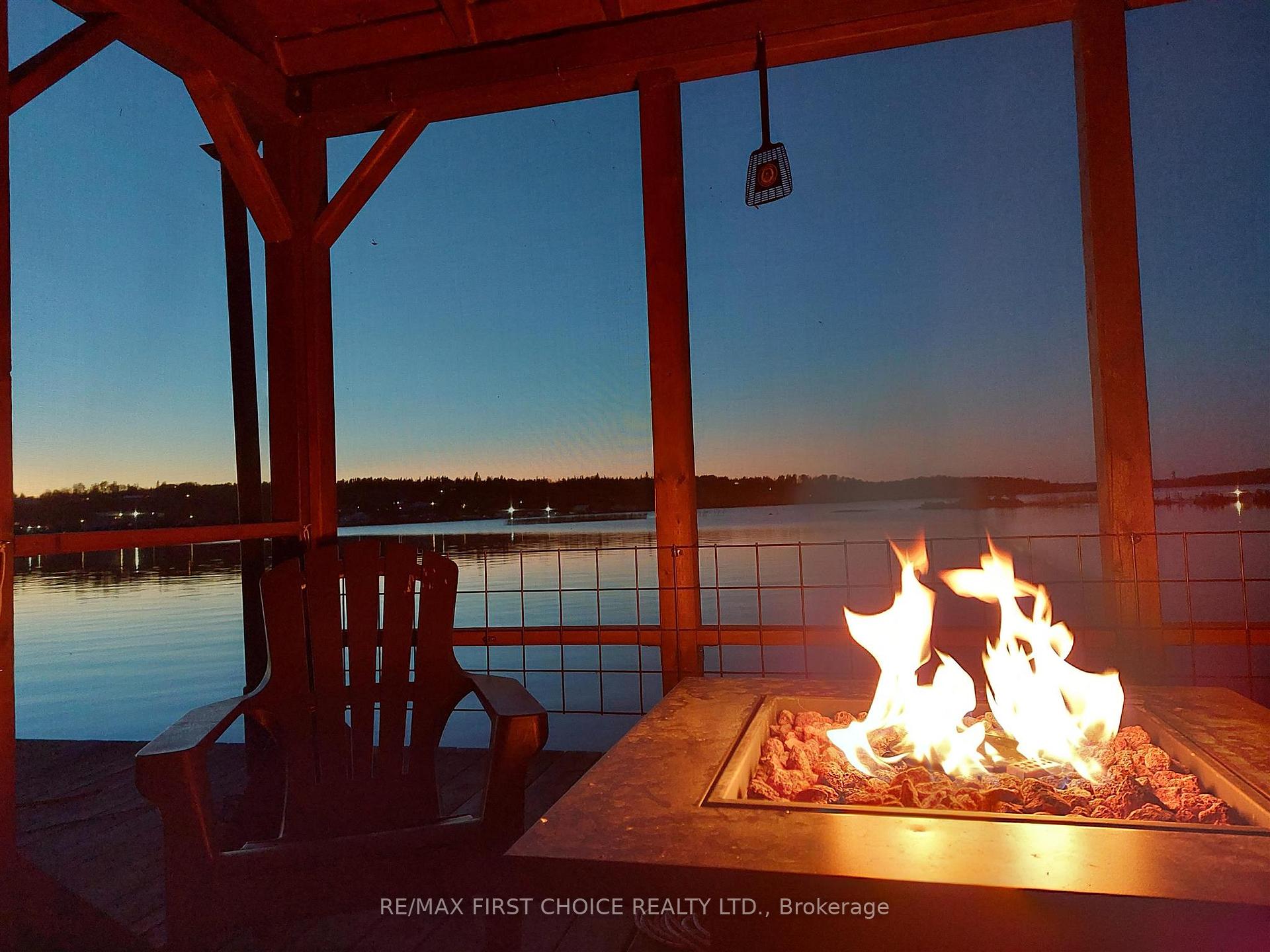 Photo 35 of 52 Howey Bay Road, Red Lake — HOMEH