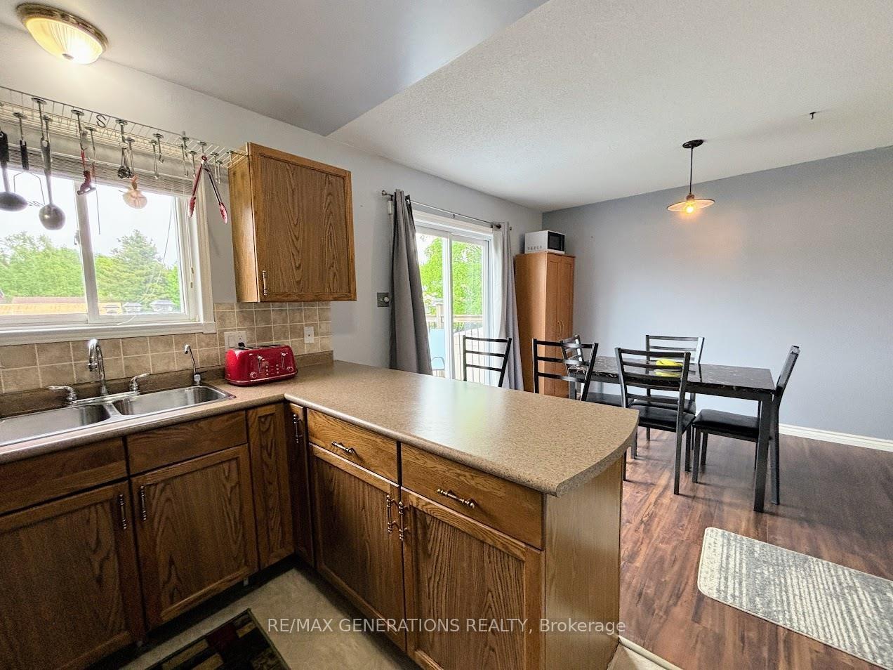 Photo 6 of 113 Hemlo Drive, Marathon — HOMEH
