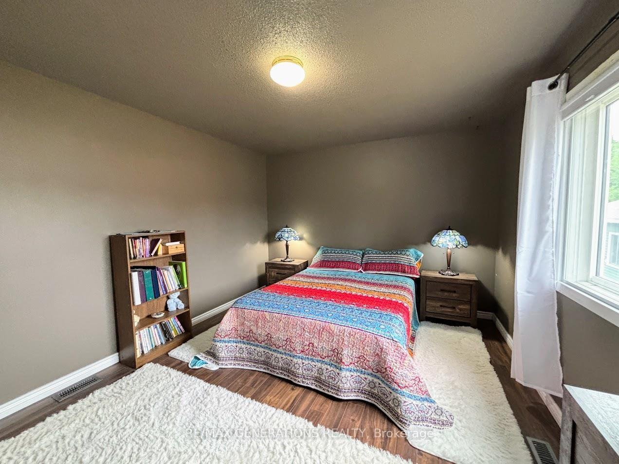 Photo 11 of 113 Hemlo Drive, Marathon — HOMEH