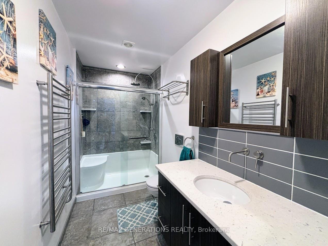 Photo 16 of 113 Hemlo Drive, Marathon — HOMEH