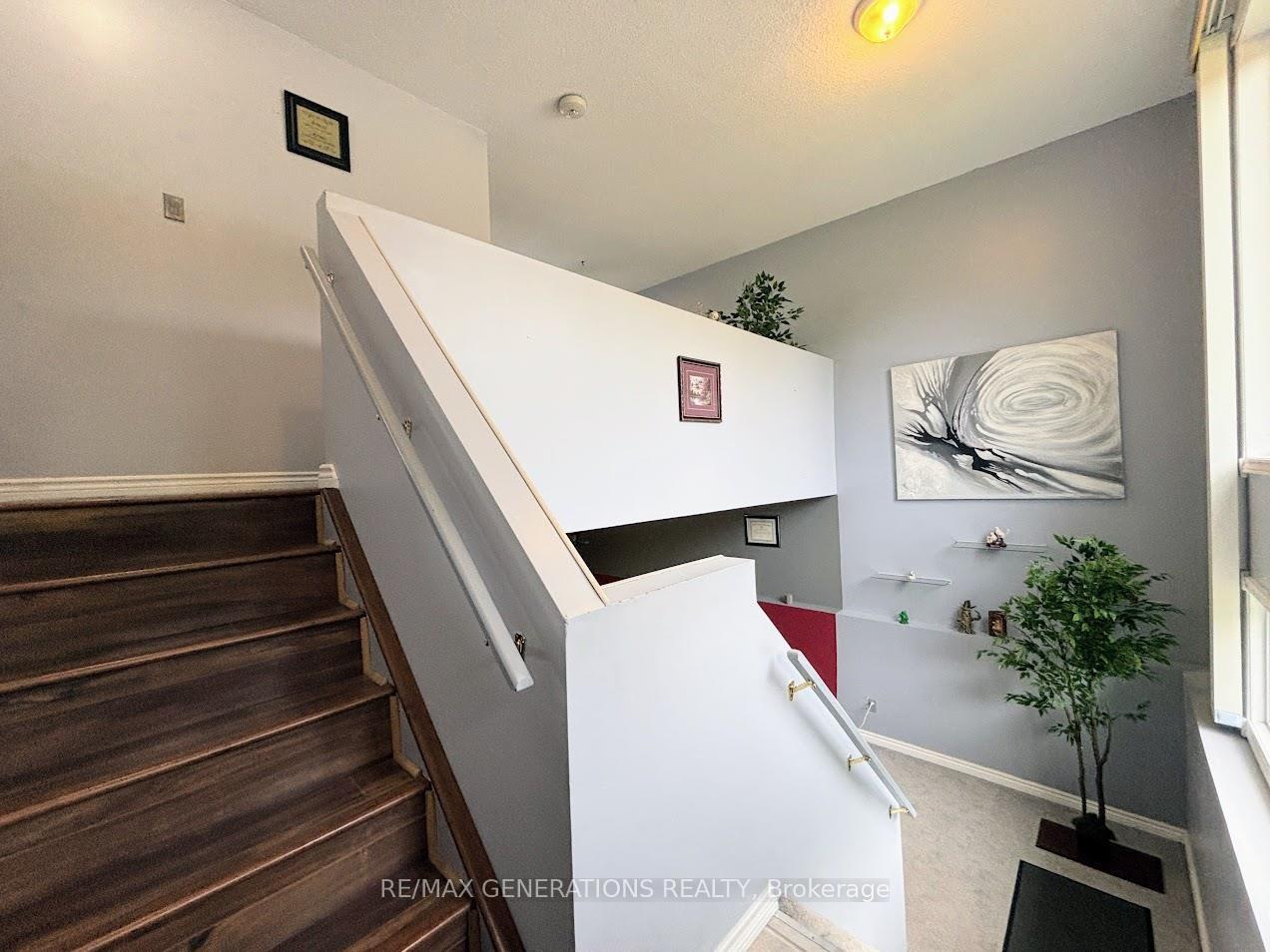 Photo 18 of 113 Hemlo Drive, Marathon — HOMEH