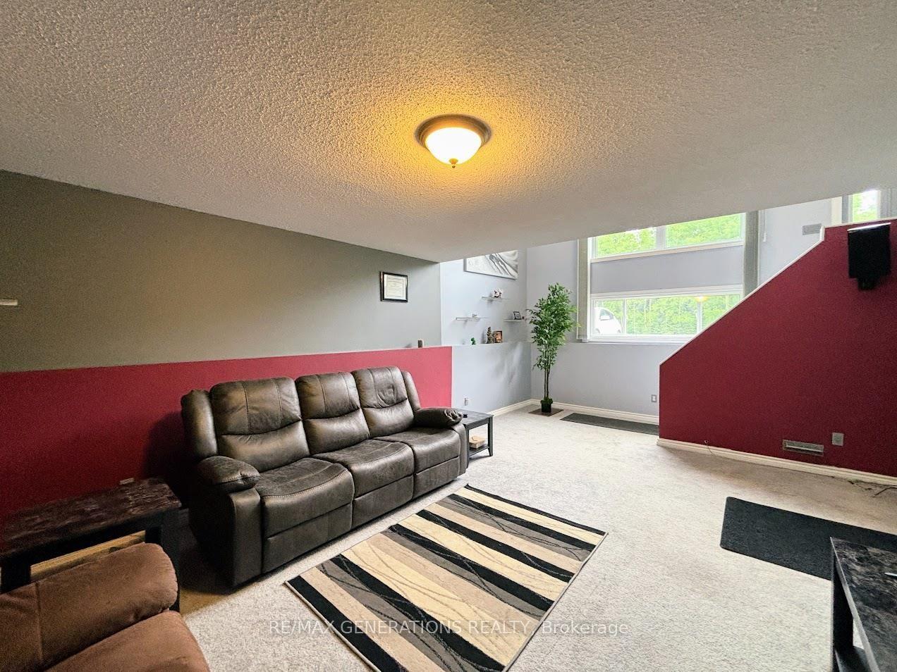 Photo 20 of 113 Hemlo Drive, Marathon — HOMEH
