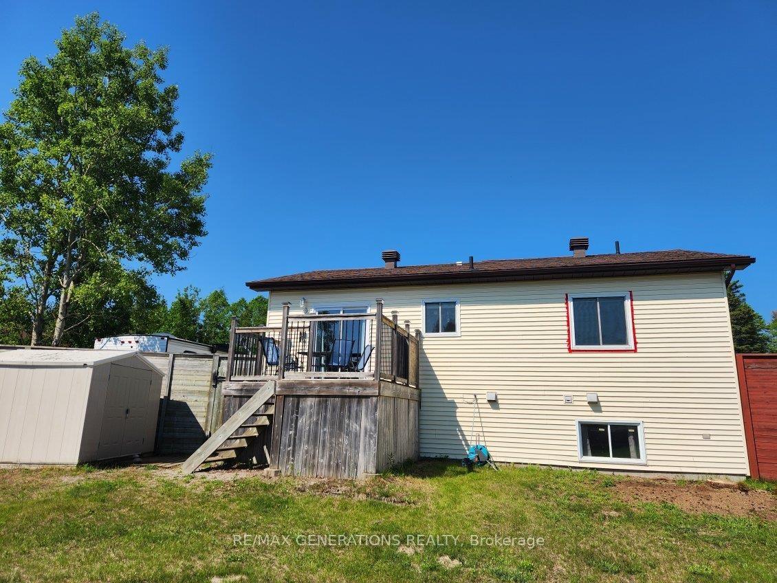 Photo 37 of 113 Hemlo Drive, Marathon — HOMEH